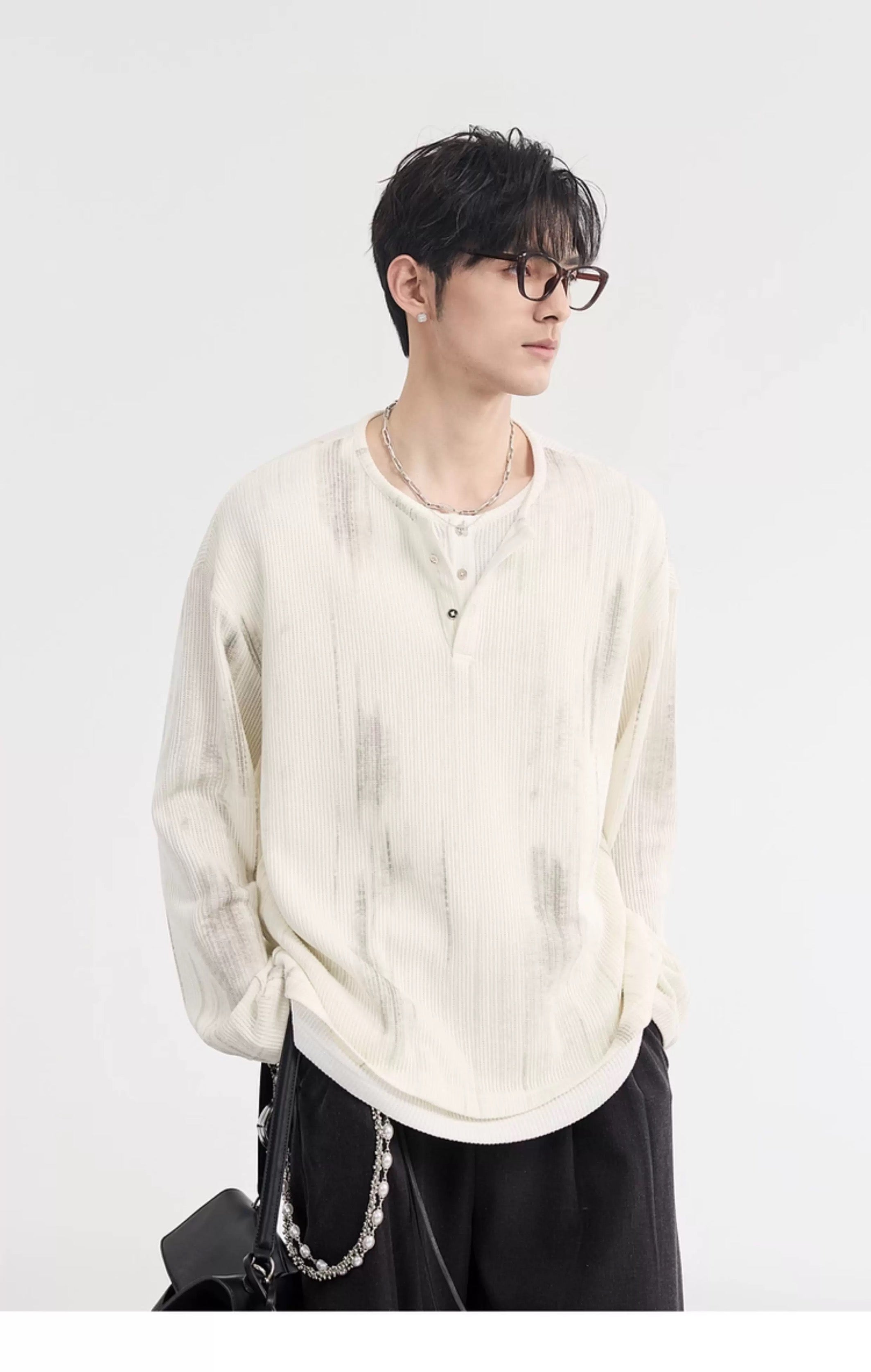 Men's 2025 New Textured Henry Neck Fake Two-Piece - Korean-Style V-Neck Long-Sleeve Base T-Shirt T0040