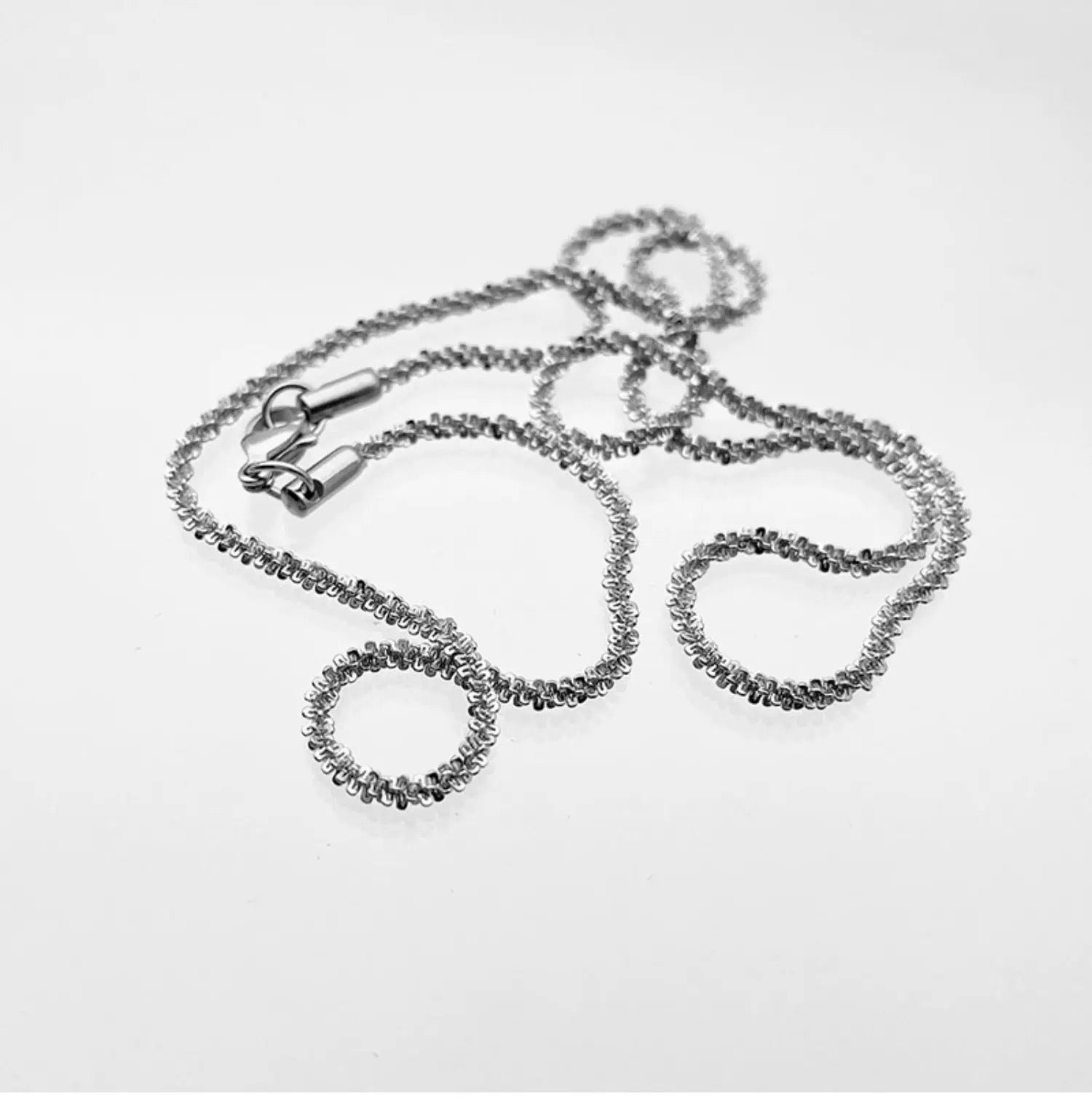 Collar unisex Galaxy Shine | Cadena minimalista de lujo con acabado arena brillante O0008