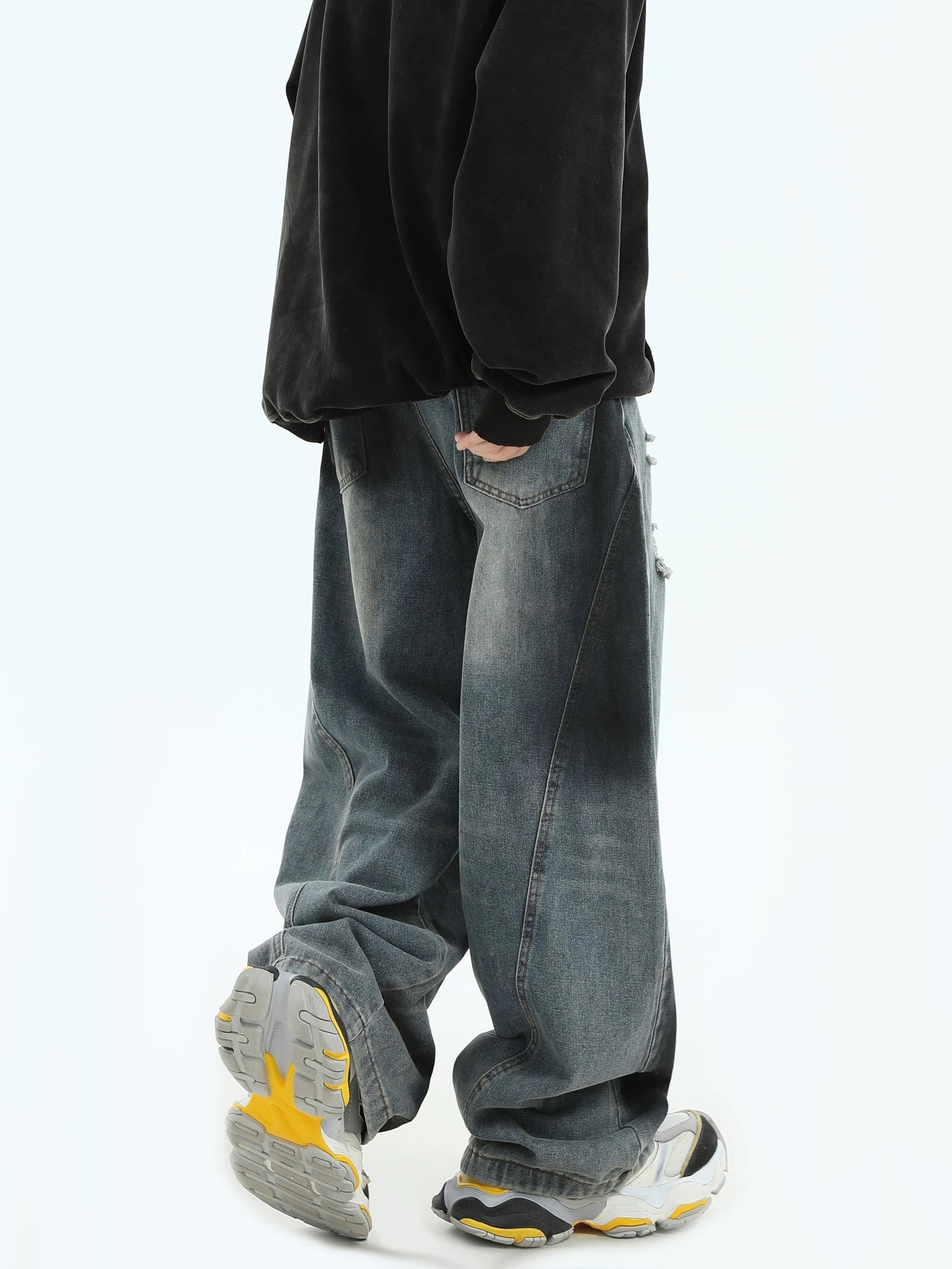 Men’s Graffiti Washed Distressed Jeans – Vintage American High Street Denim Pants B0059