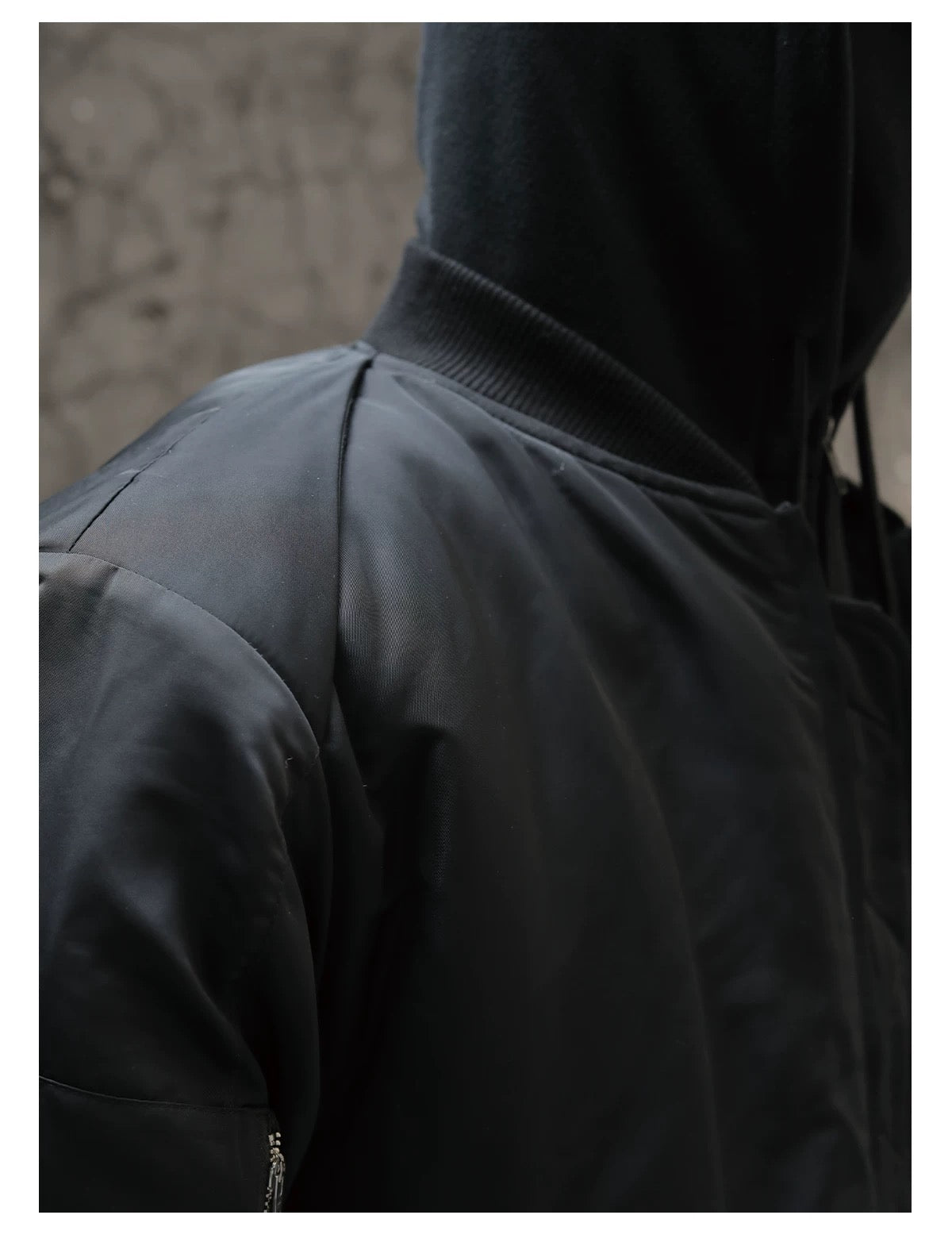 Men’s Curved-Cut Padded Jacket – American Vintage Oversized Blade Silhouette Cotton Coat T0036