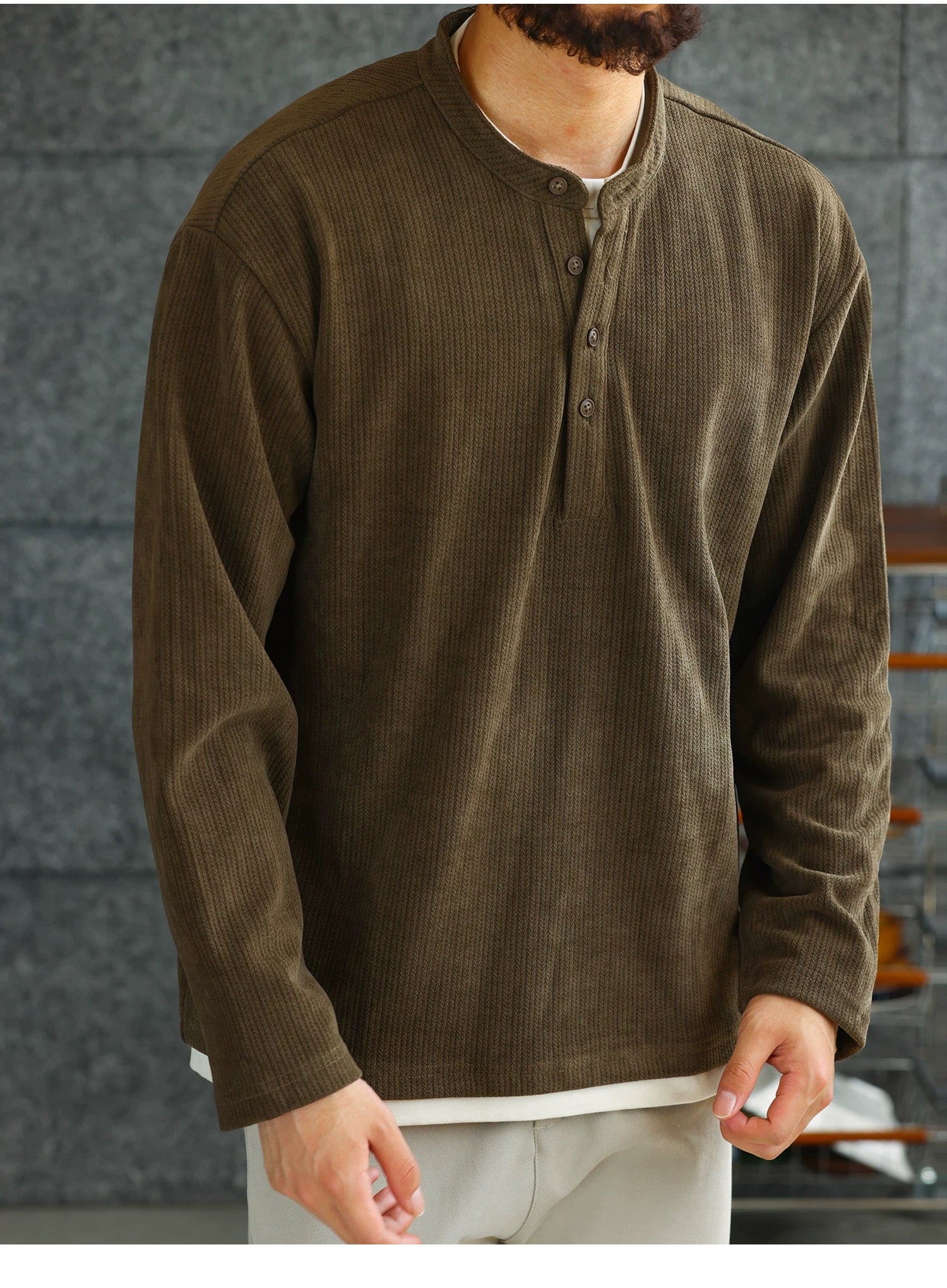 Men’s Classic Henley Tee S0021