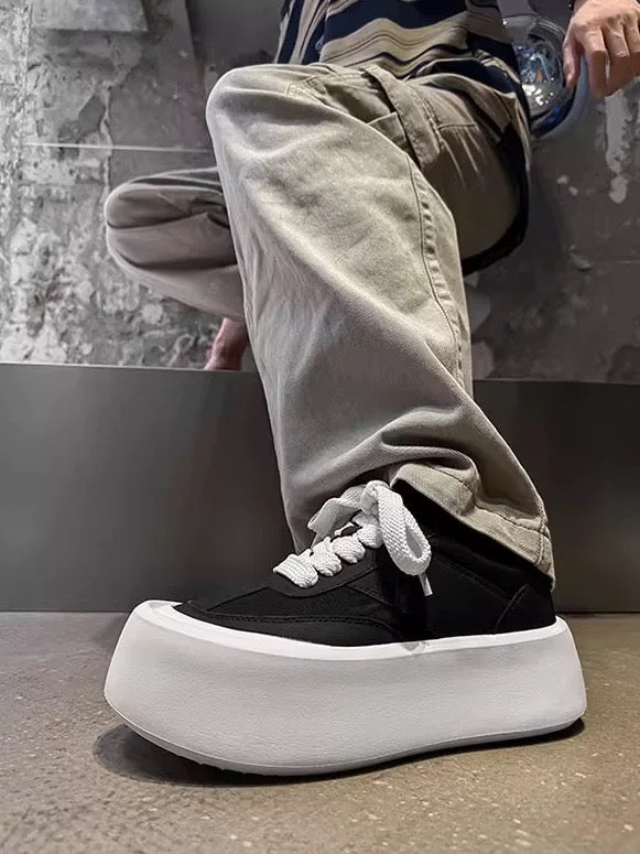 Zapatillas de skate gruesas en blanco y negro - Zapatillas de lona transpirables con plataforma y punta redonda (ropa informal minimalista unisex) S0008