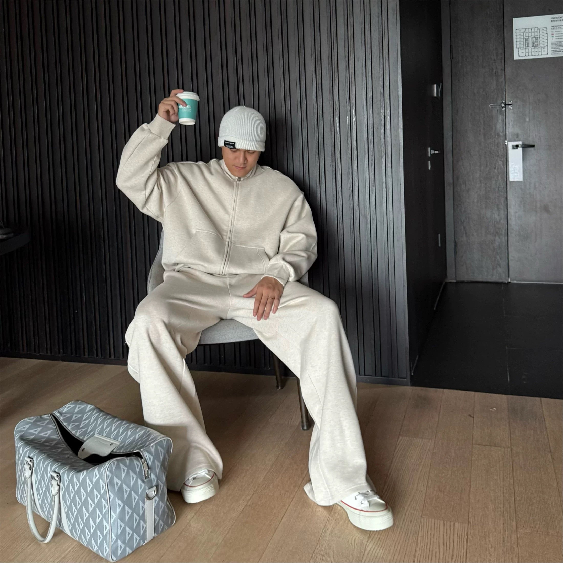 Conjunto deportivo informal para hombre: sudadera extragrande y pantalón ancho T0052