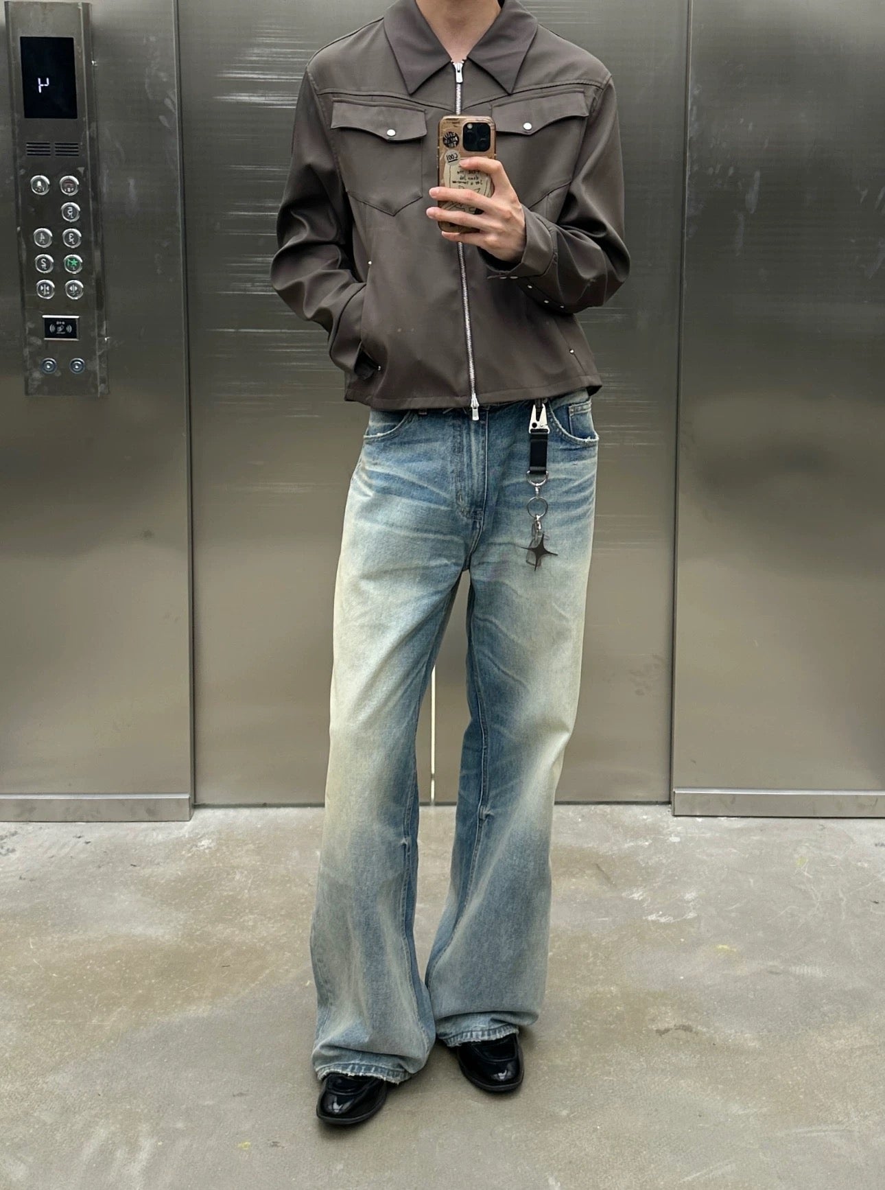 Vaqueros rectos de mezclilla azul lavado B0044