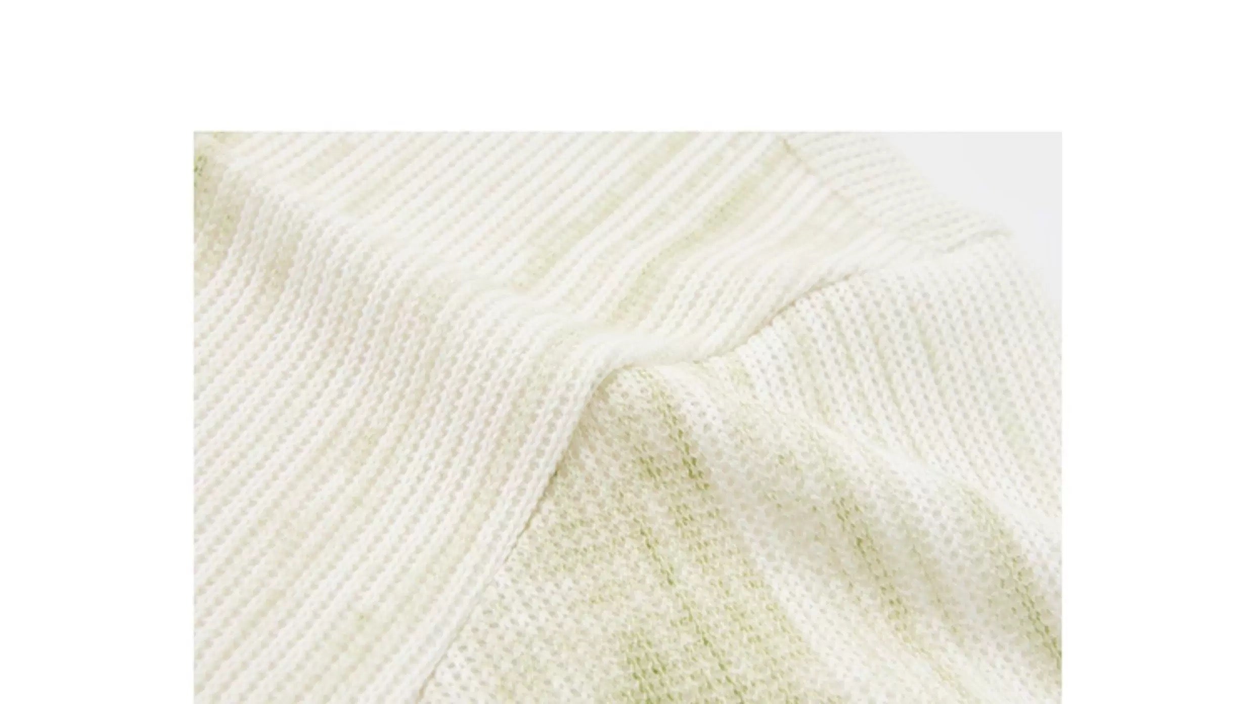 Men's 2025 New Textured Henry Neck Fake Two-Piece - Korean-Style V-Neck Long-Sleeve Base T-Shirt T0040