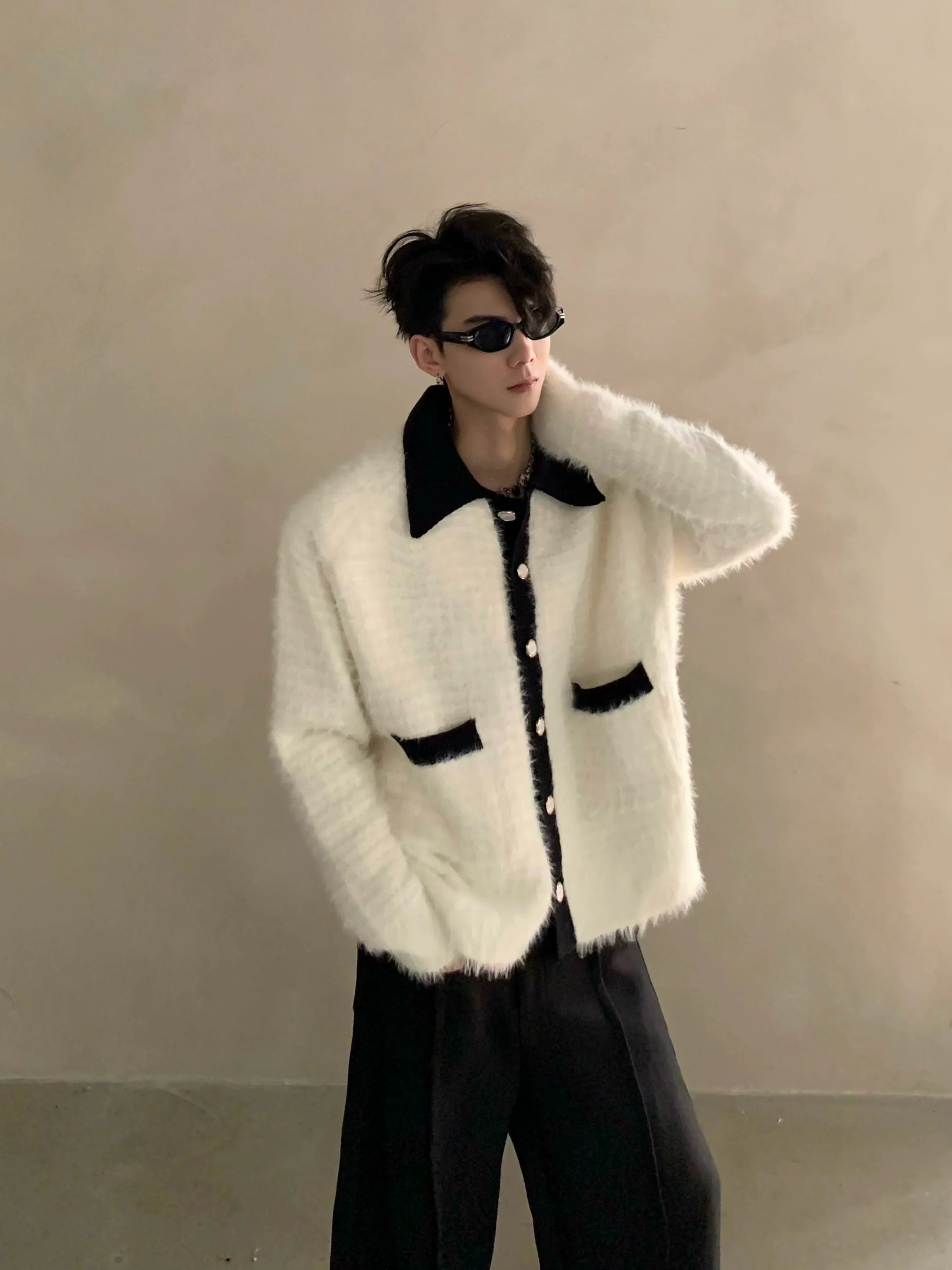 Winter extravagant atmosphere small fragrant lapel knitted cardigan men's heavy button sweater jacket  S0163