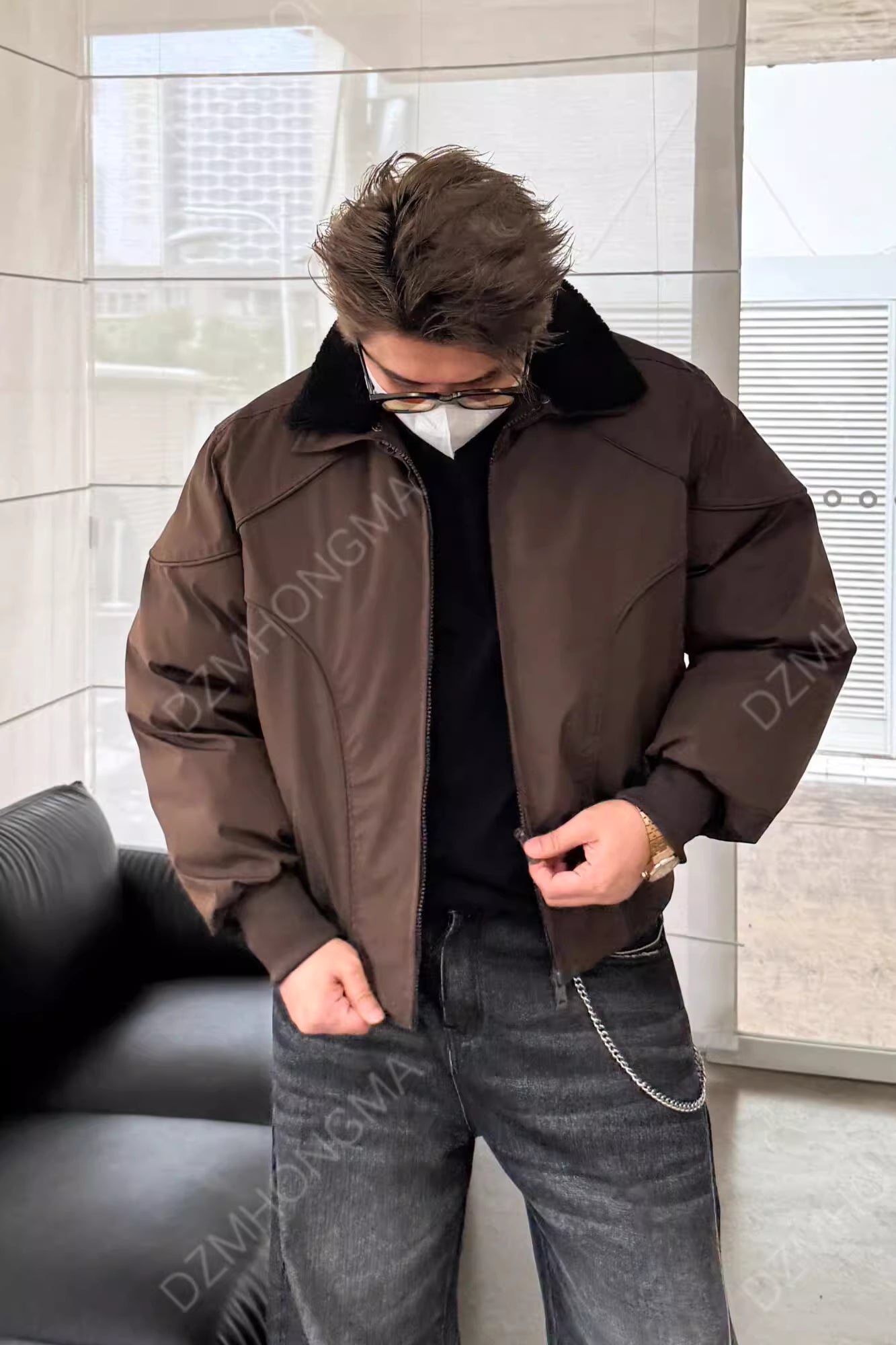 DETACHABLE-COLLAR CROPPED JACKET T0146