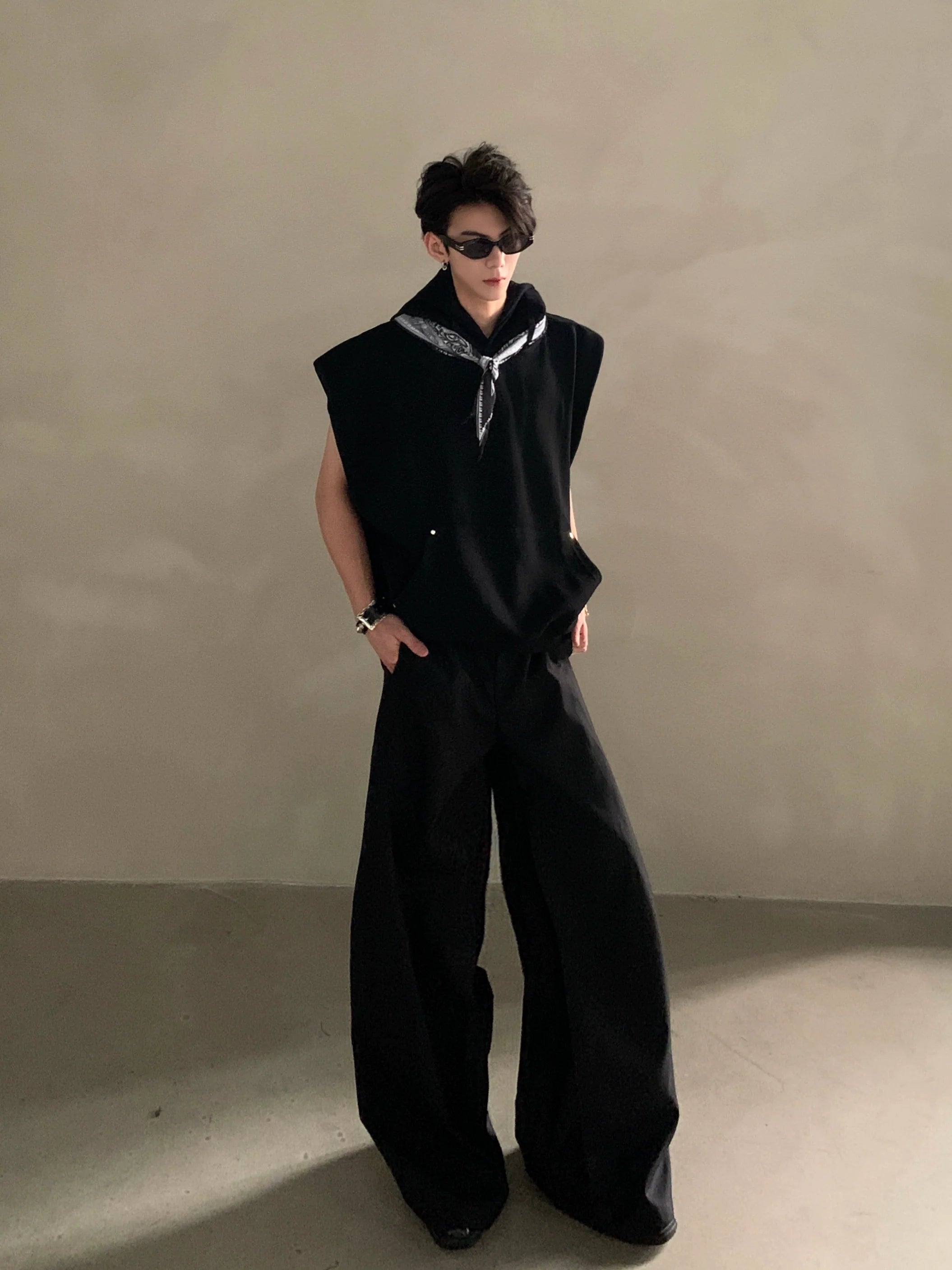 Summer high-end sense niche design sense silk scarf collar sleeveless T-shirt male ruffian handsome silhouette half-sleeve tide J0085