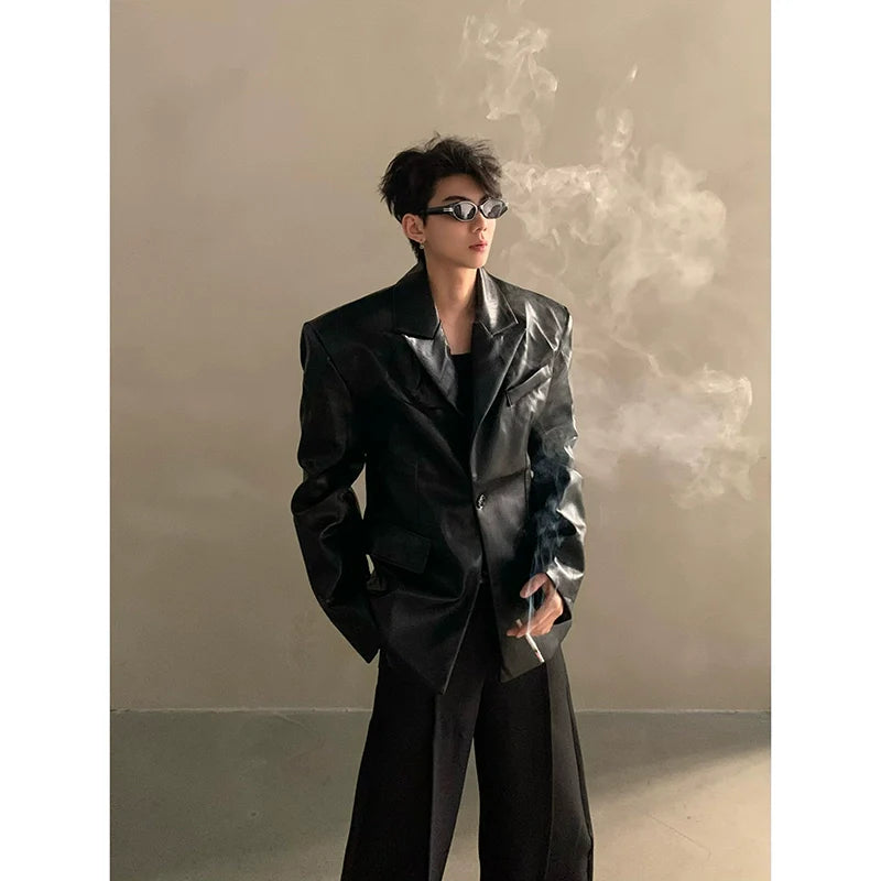 Chaqueta de cuero sintético con hombreras y silueta de alta gama para otoño e invierno, chaqueta de traje elegante de estilo rufián de lujo ligero para hombre R008 