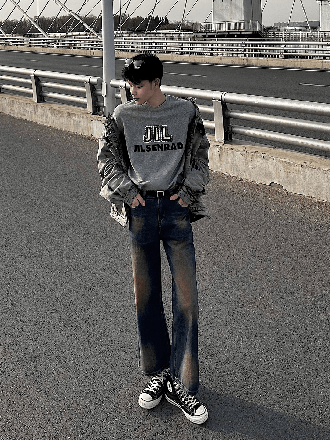 Washed contrast color wide leg jeans B0119