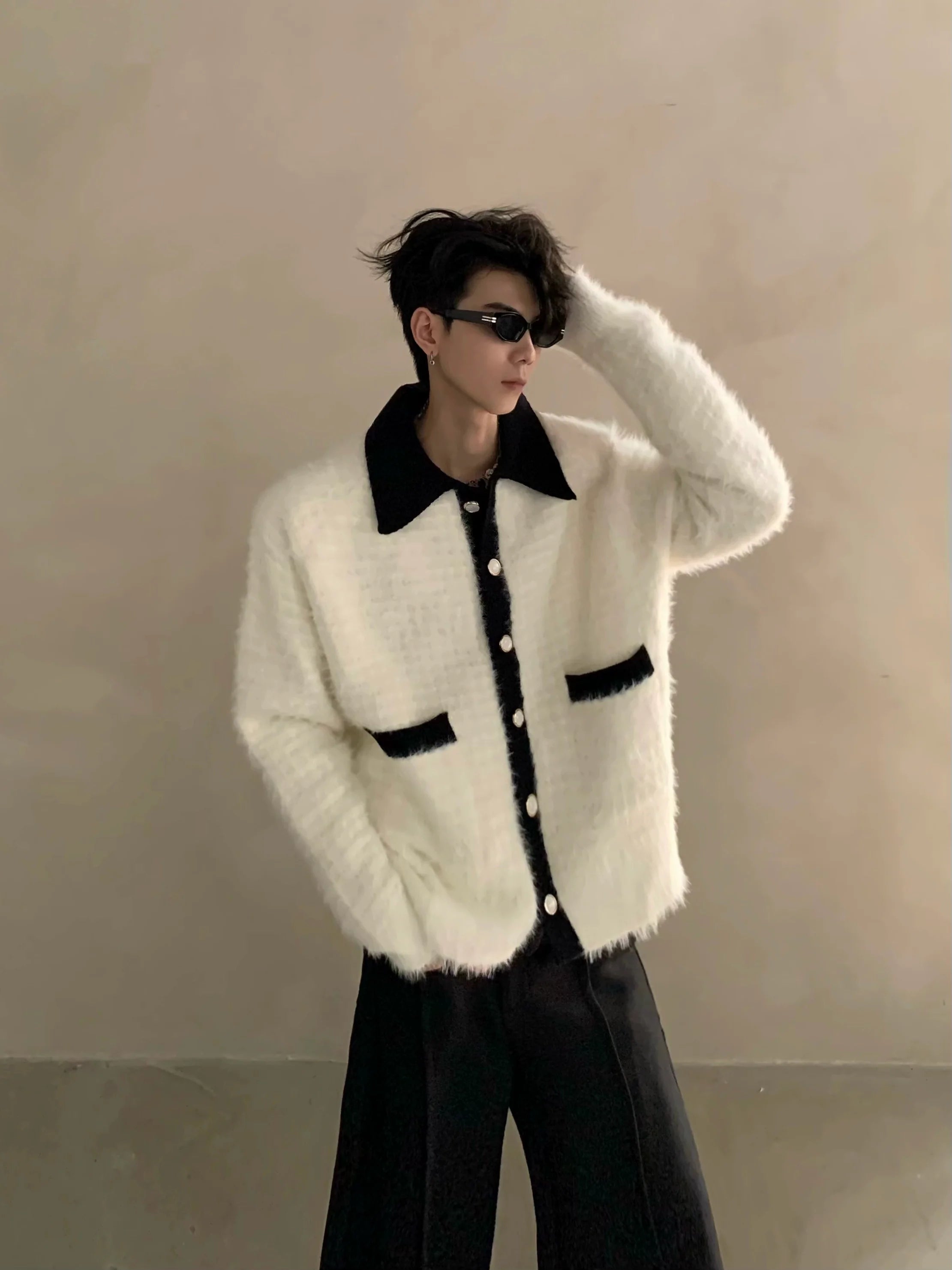 Winter extravagant atmosphere small fragrant lapel knitted cardigan men's heavy button sweater jacket  S0163