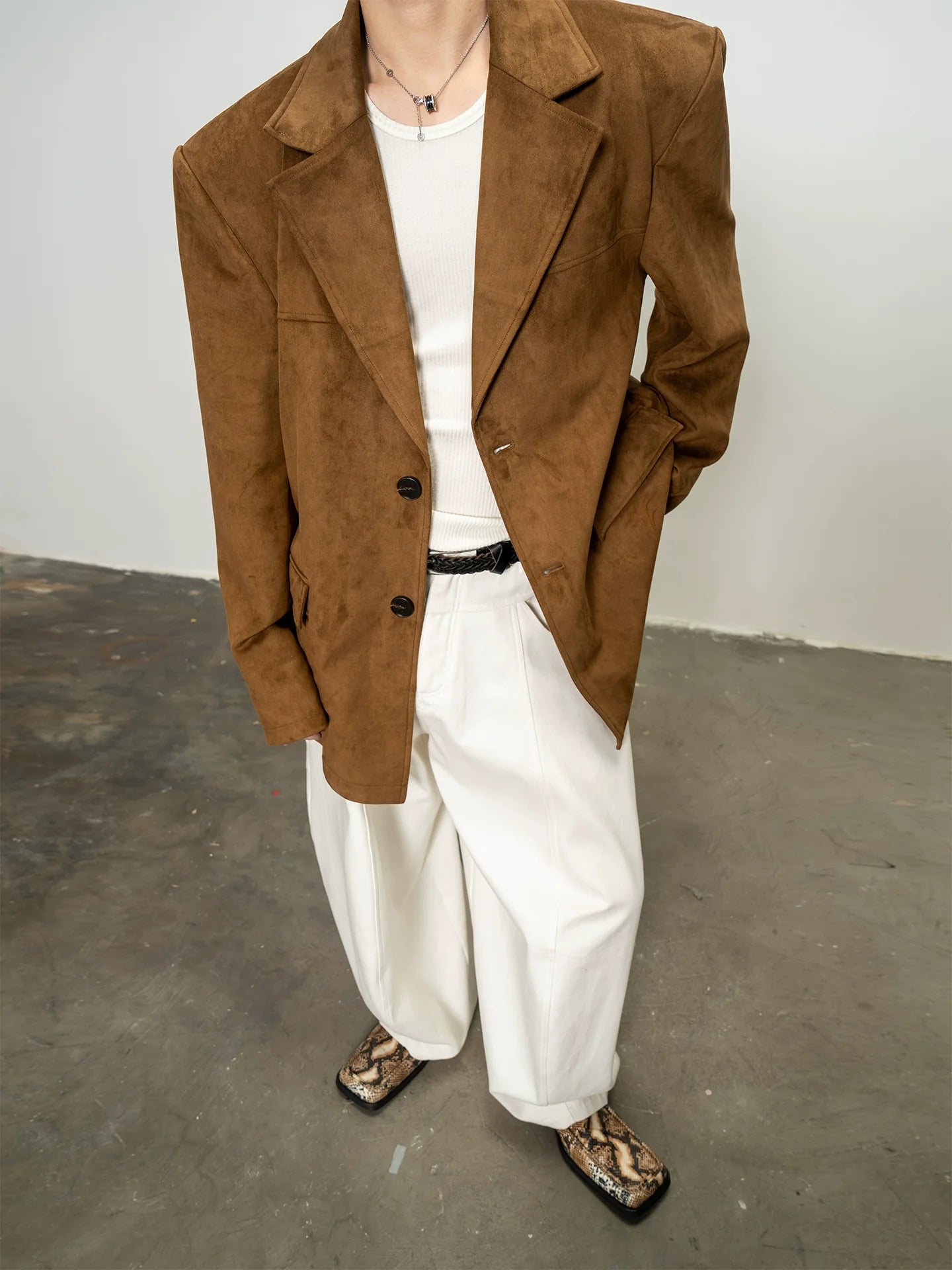 Autumn and winter relaxation suede quite wide shoulder padded suit men's Maillard loose blazer R027