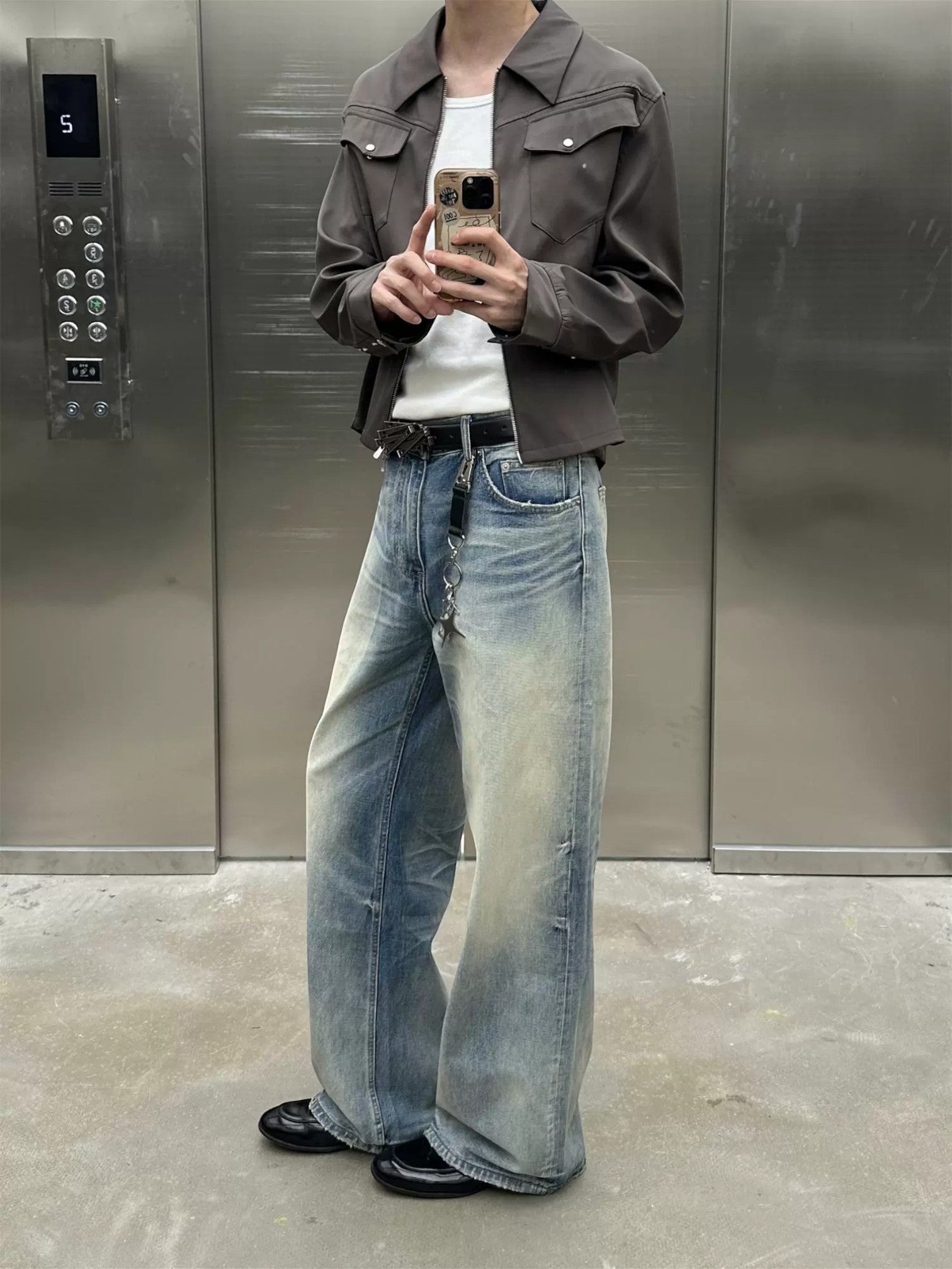 [TBR] WASHED A-CUT JEANS B0305