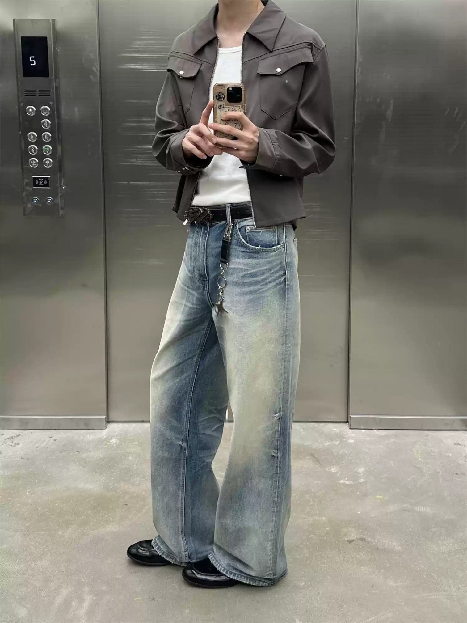 [TBR] WASHED A-CUT JEANS B0305