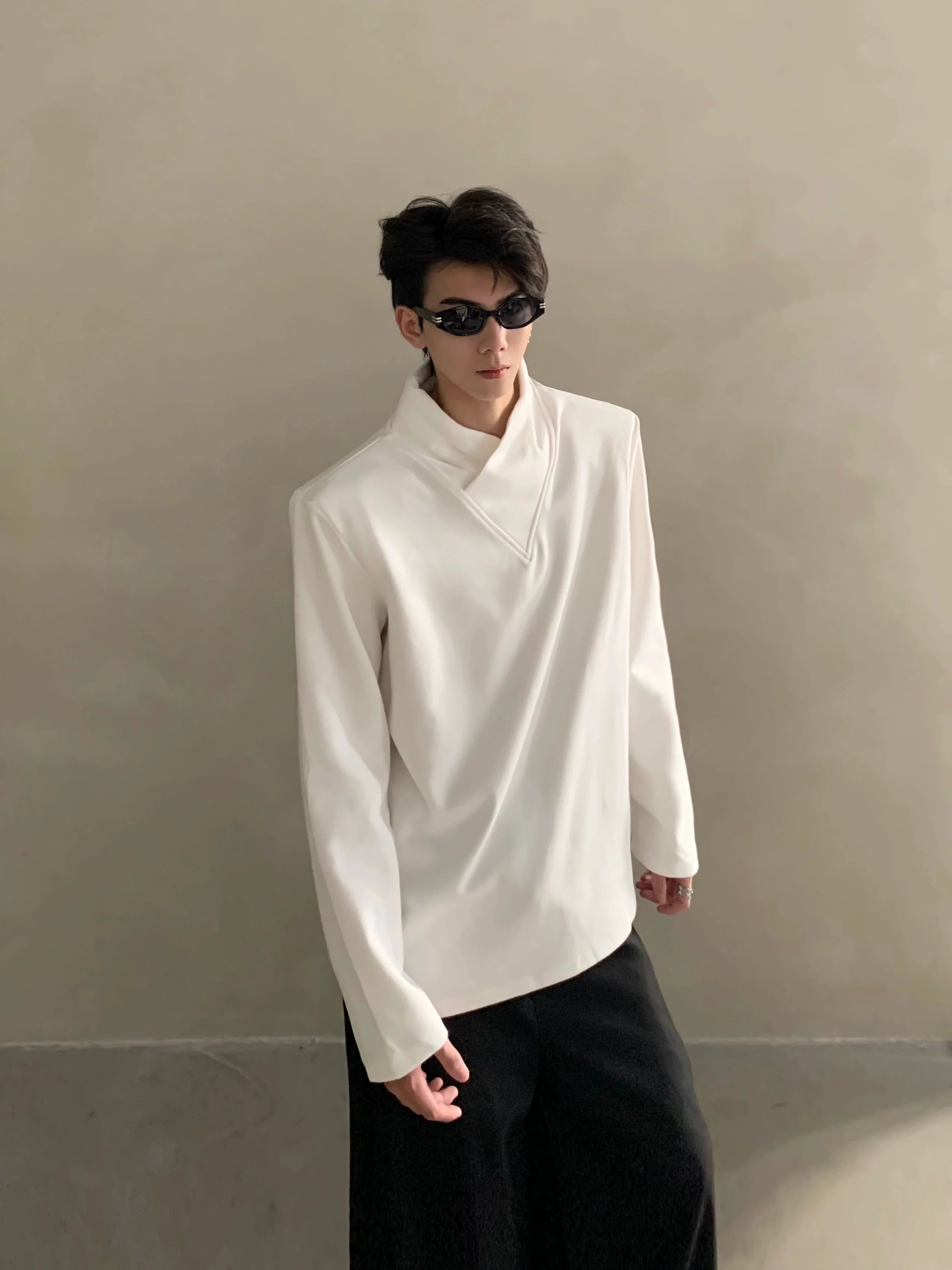 Autumn niche high-end sense stack collar silhouette long-sleeved T-shirt men's loose heavy ruffian handsome top J0086