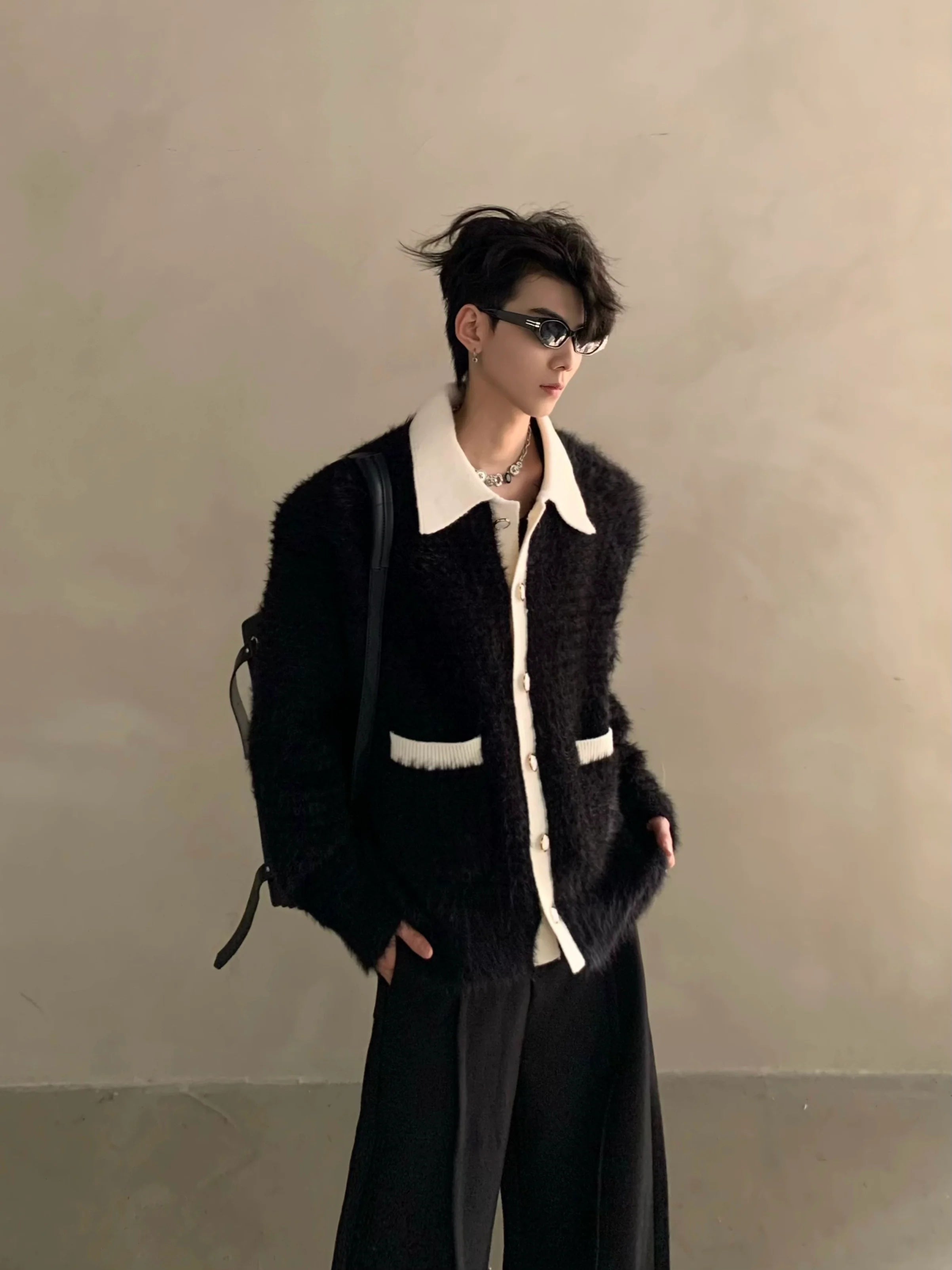 Winter extravagant atmosphere small fragrant lapel knitted cardigan men's heavy button sweater jacket  S0163