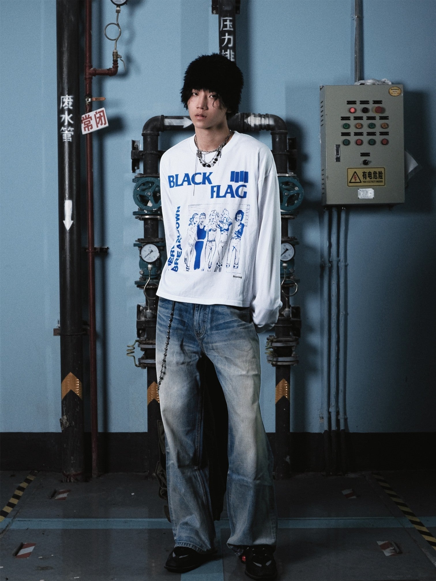 [TBR] WASHED A-CUT JEANS B0305