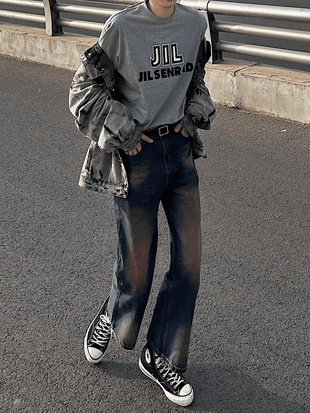 Washed contrast color wide leg jeans B0119