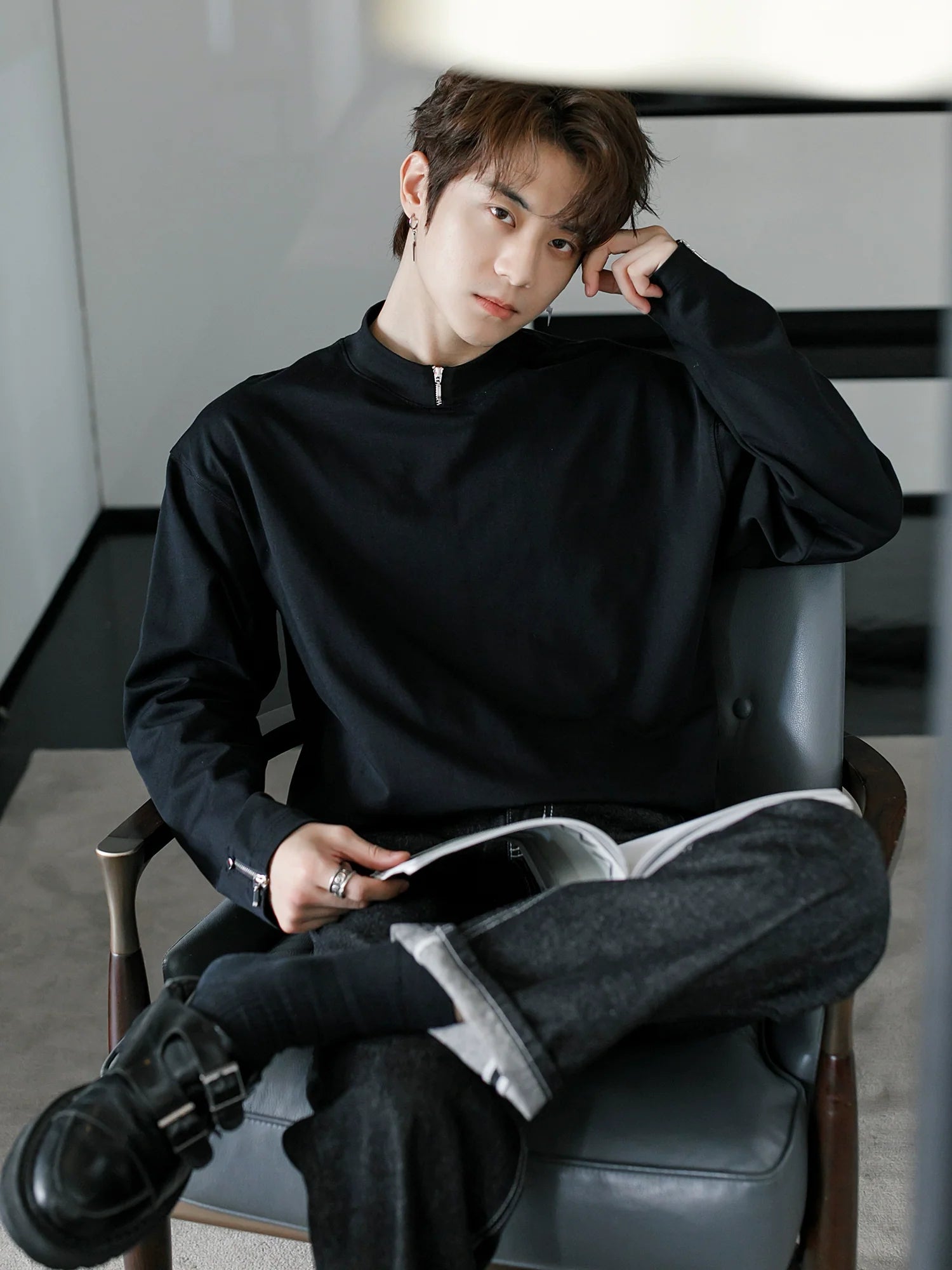 Men's spring zipper design sense inner bottoming shirt thin white long-sleeved T-shirt tide J0084