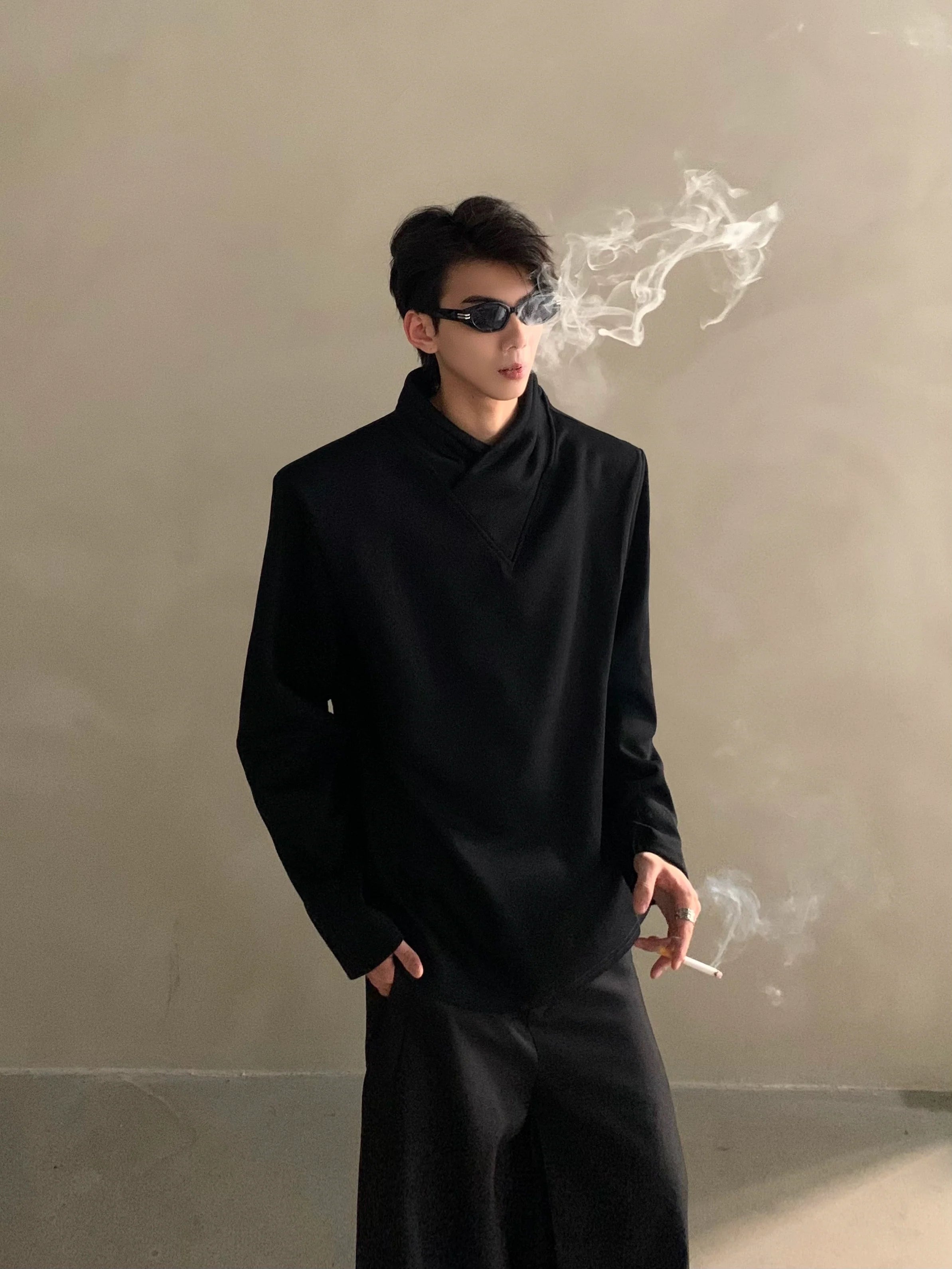 Autumn niche high-end sense stack collar silhouette long-sleeved T-shirt men's loose heavy ruffian handsome top J0086