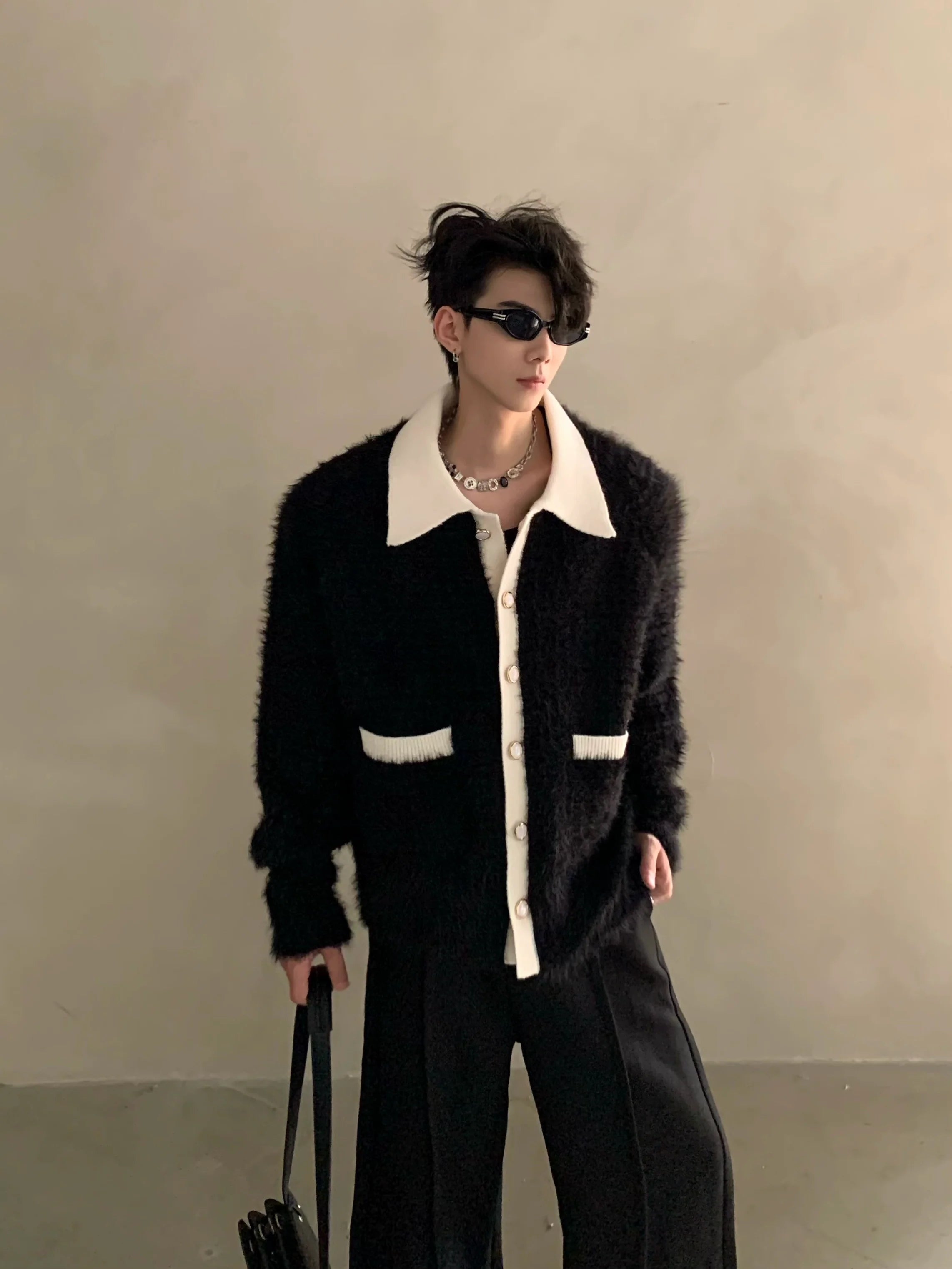 Winter extravagant atmosphere small fragrant lapel knitted cardigan men's heavy button sweater jacket  S0163