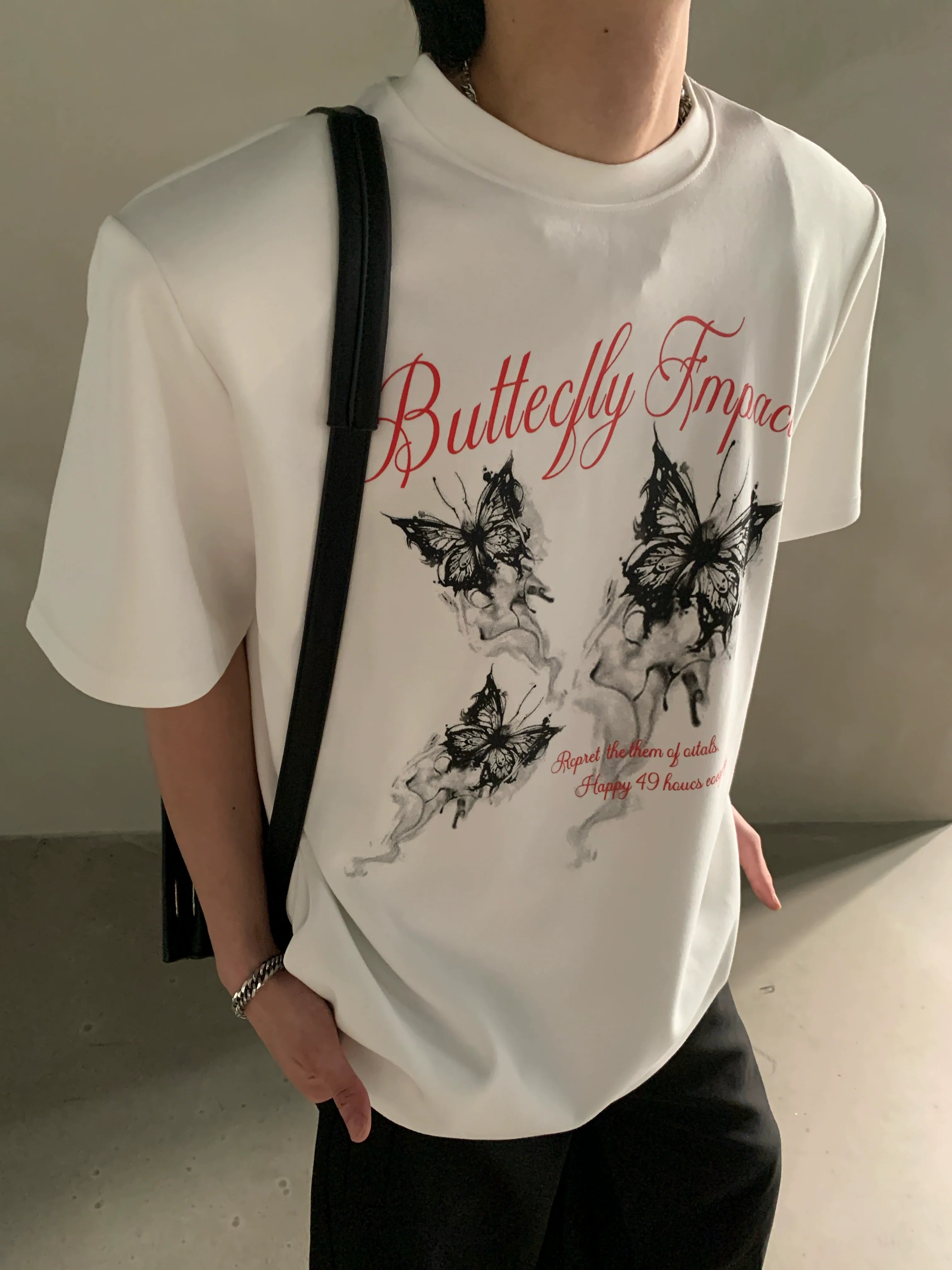 Summer niche high-end butterfly printing heavy shoulder pads short-sleeved T-shirt men's half-sleeved top tide J0087