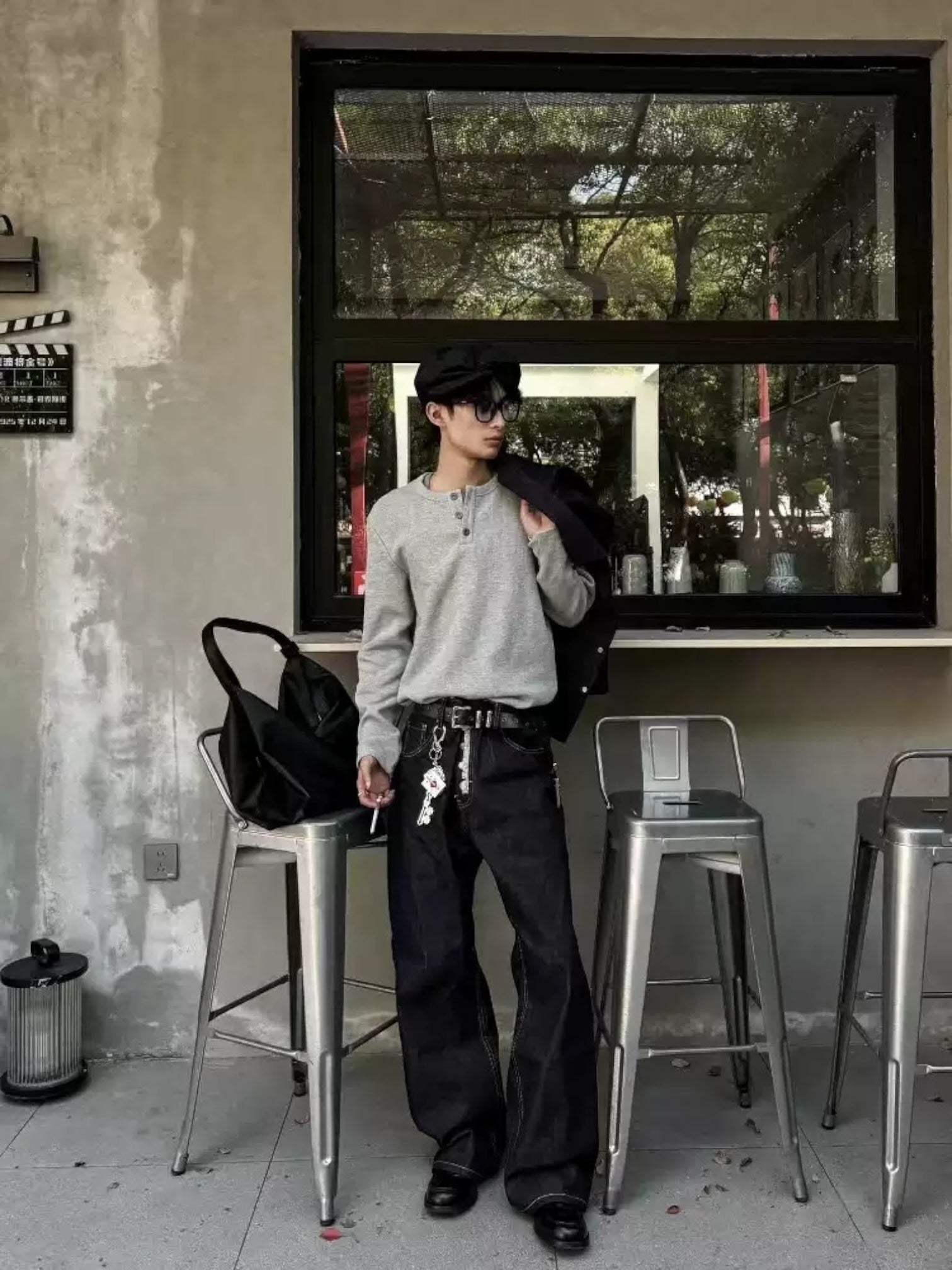 [DECEYE] DISTRESSED A-CUT DENIM JEANS B0304