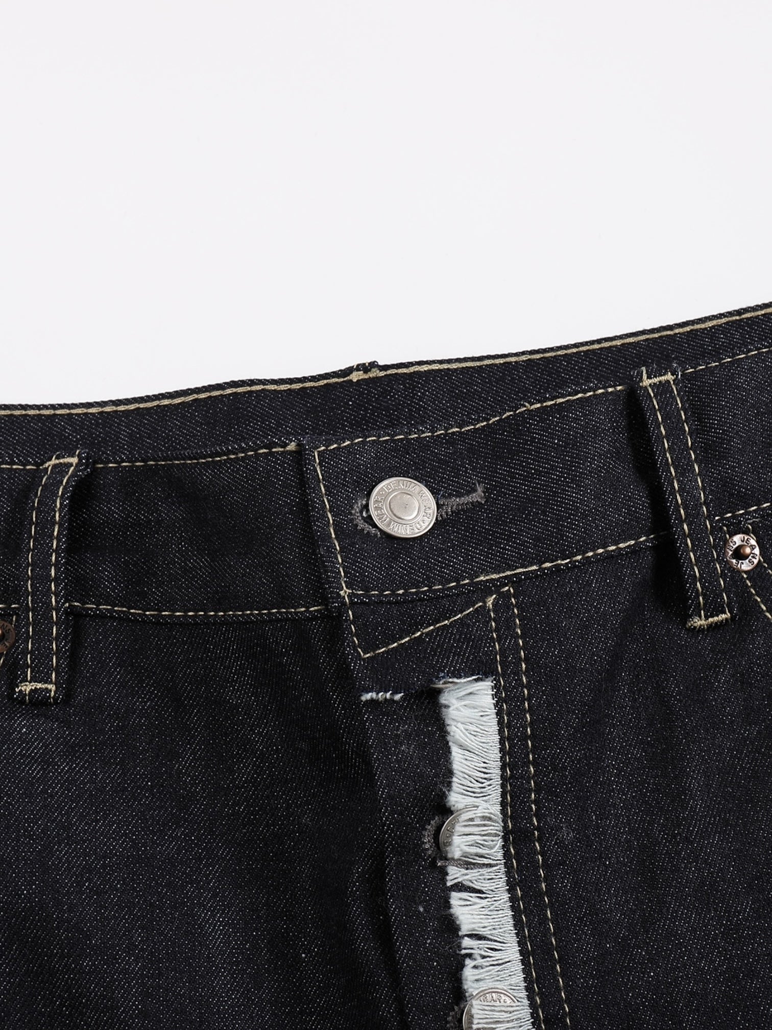 [DECEYE] DISTRESSED A-CUT DENIM JEANS B0304