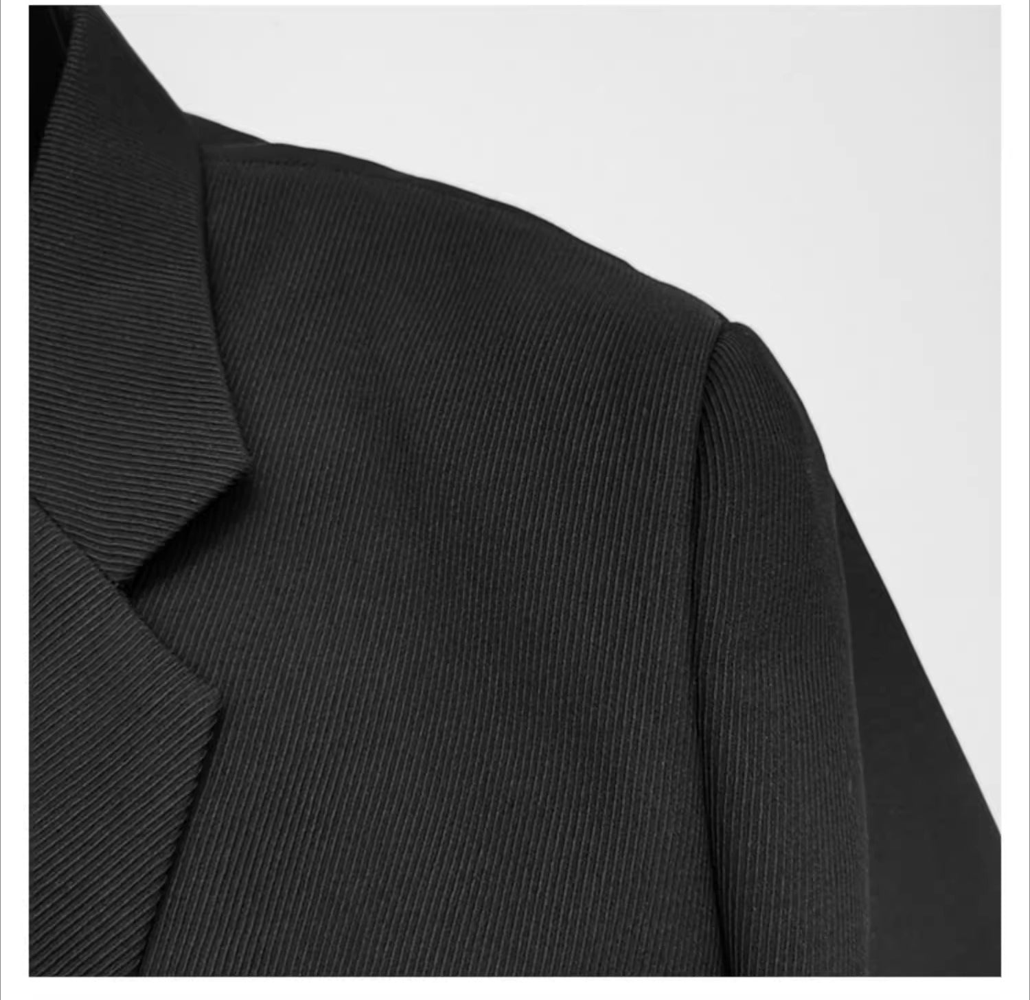 Metal Lock Suit T0129