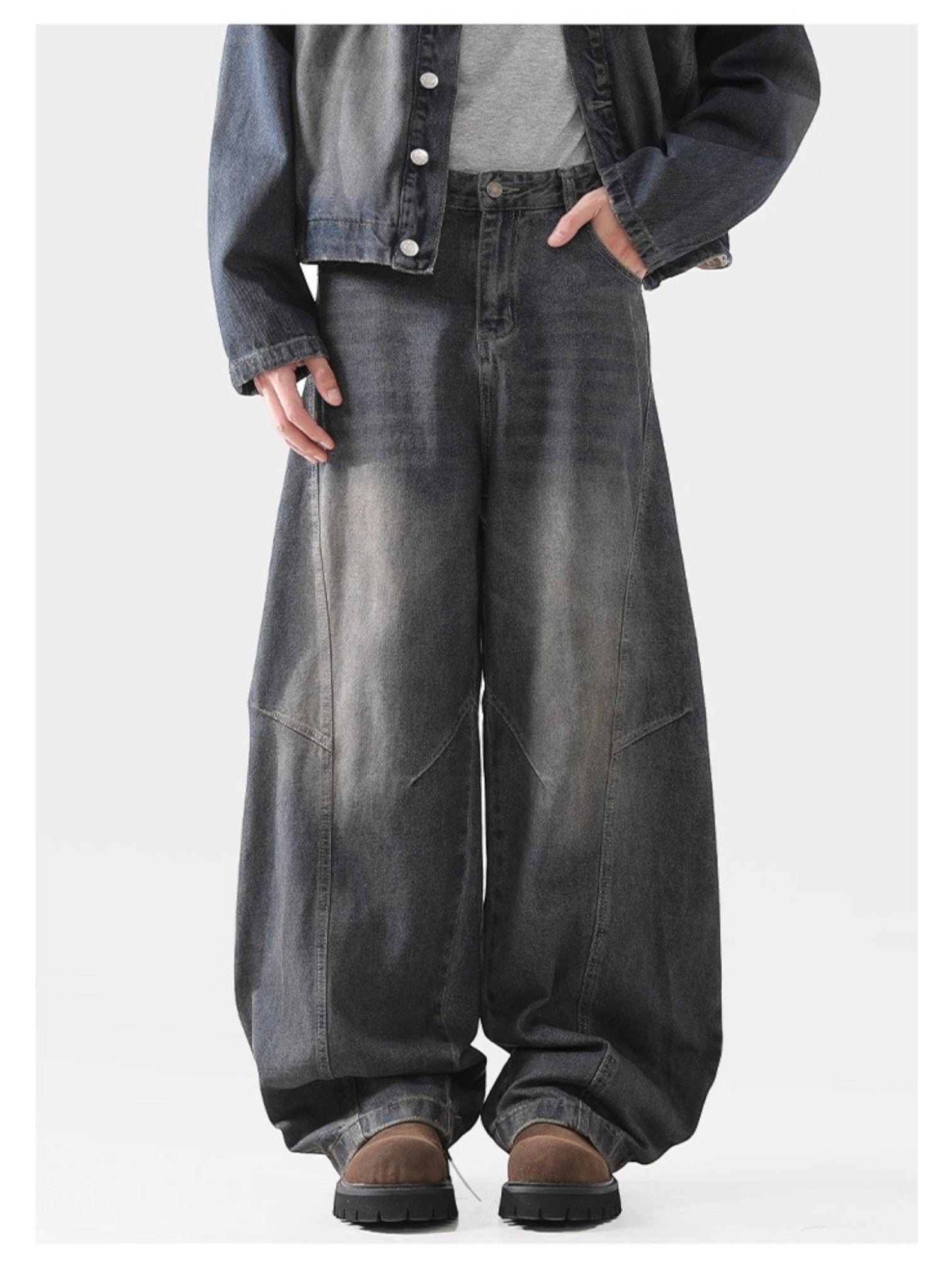 DECONSTRUCTED SABER-CUT JEANS B0187