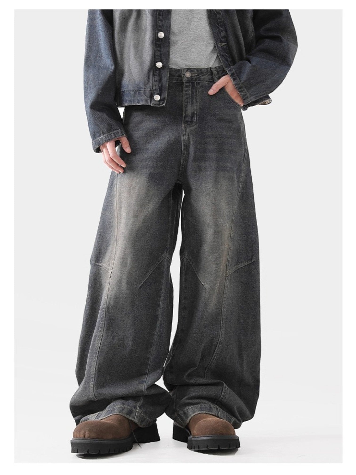 DECONSTRUCTED SABER-CUT JEANS B0187