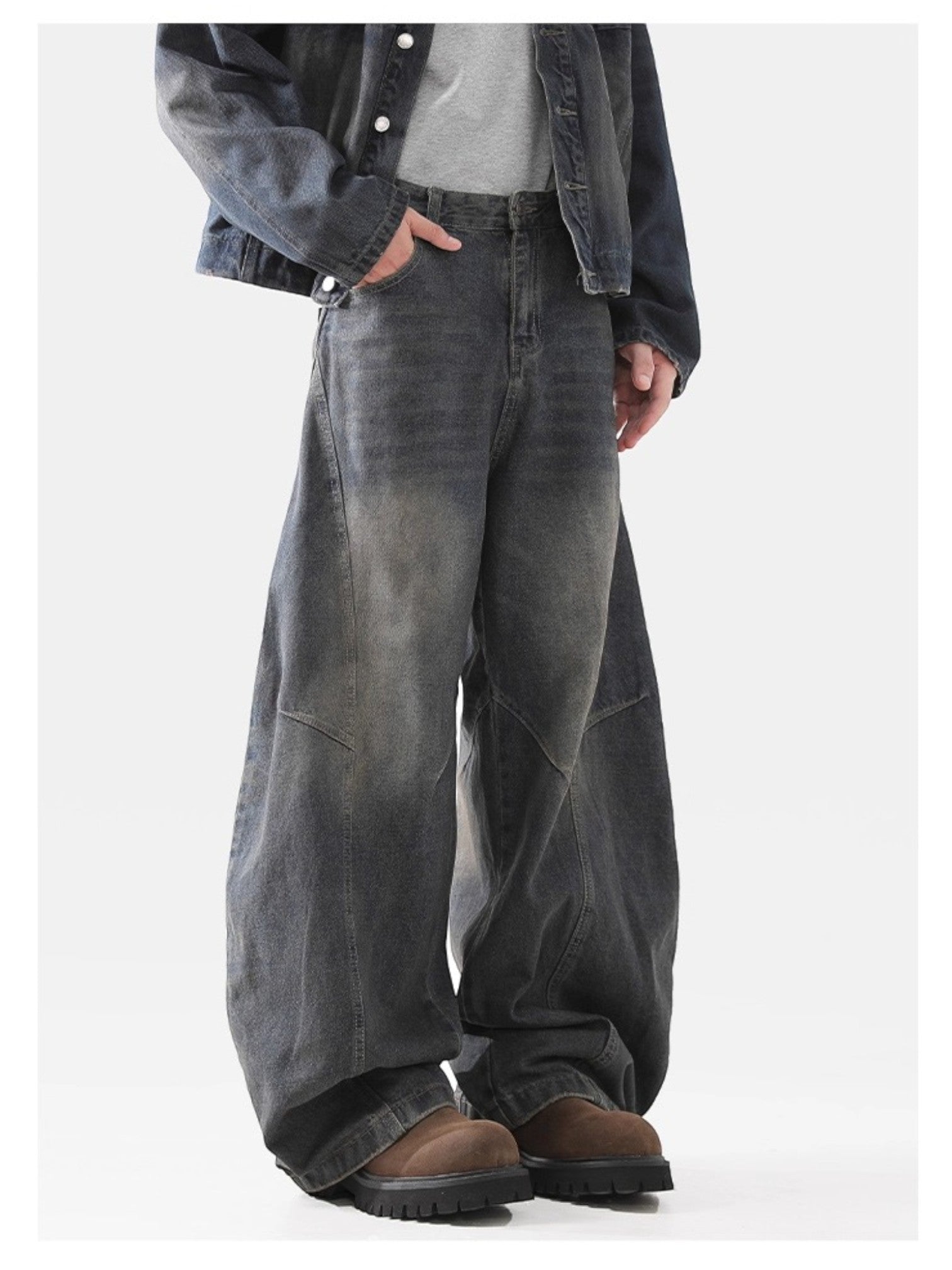 DECONSTRUCTED SABER-CUT JEANS B0187