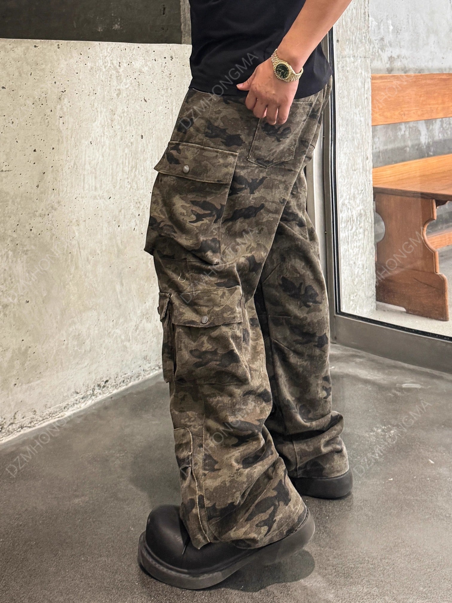CAMO CARGO UTILITY TROUSERS B0183