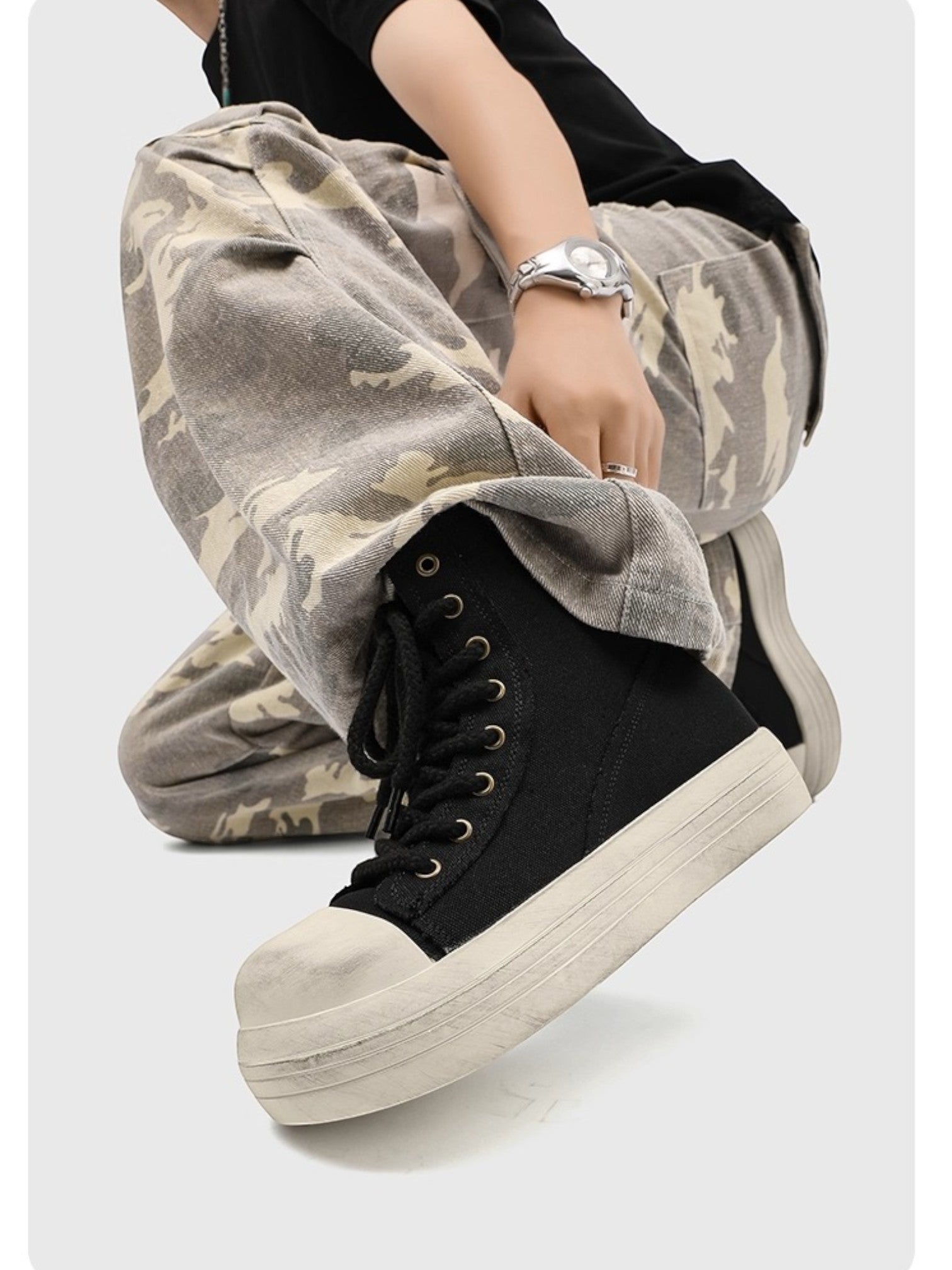 OVERSIZED TOE CANVAS SHOES S0054