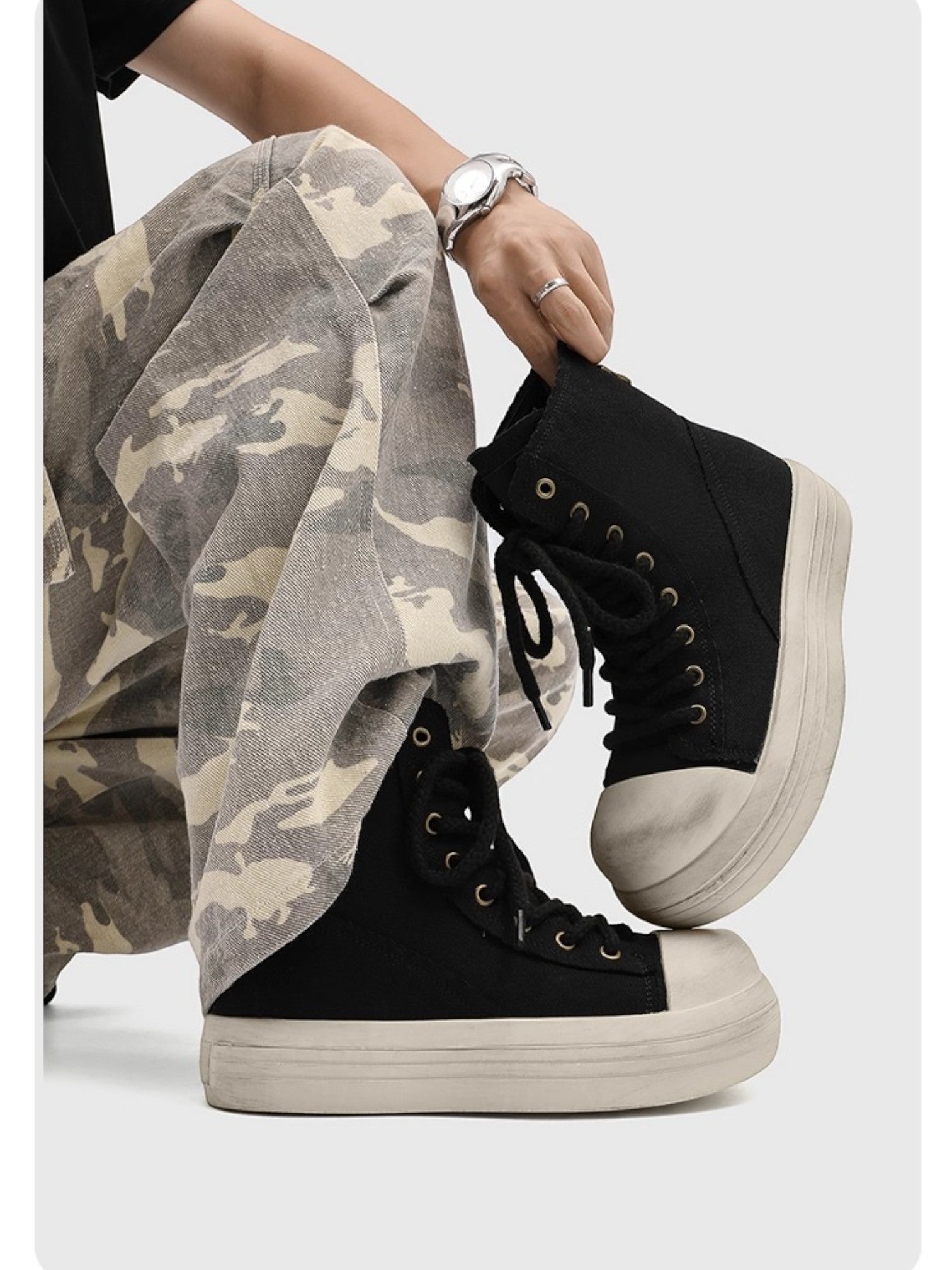 OVERSIZED TOE CANVAS SHOES S0054