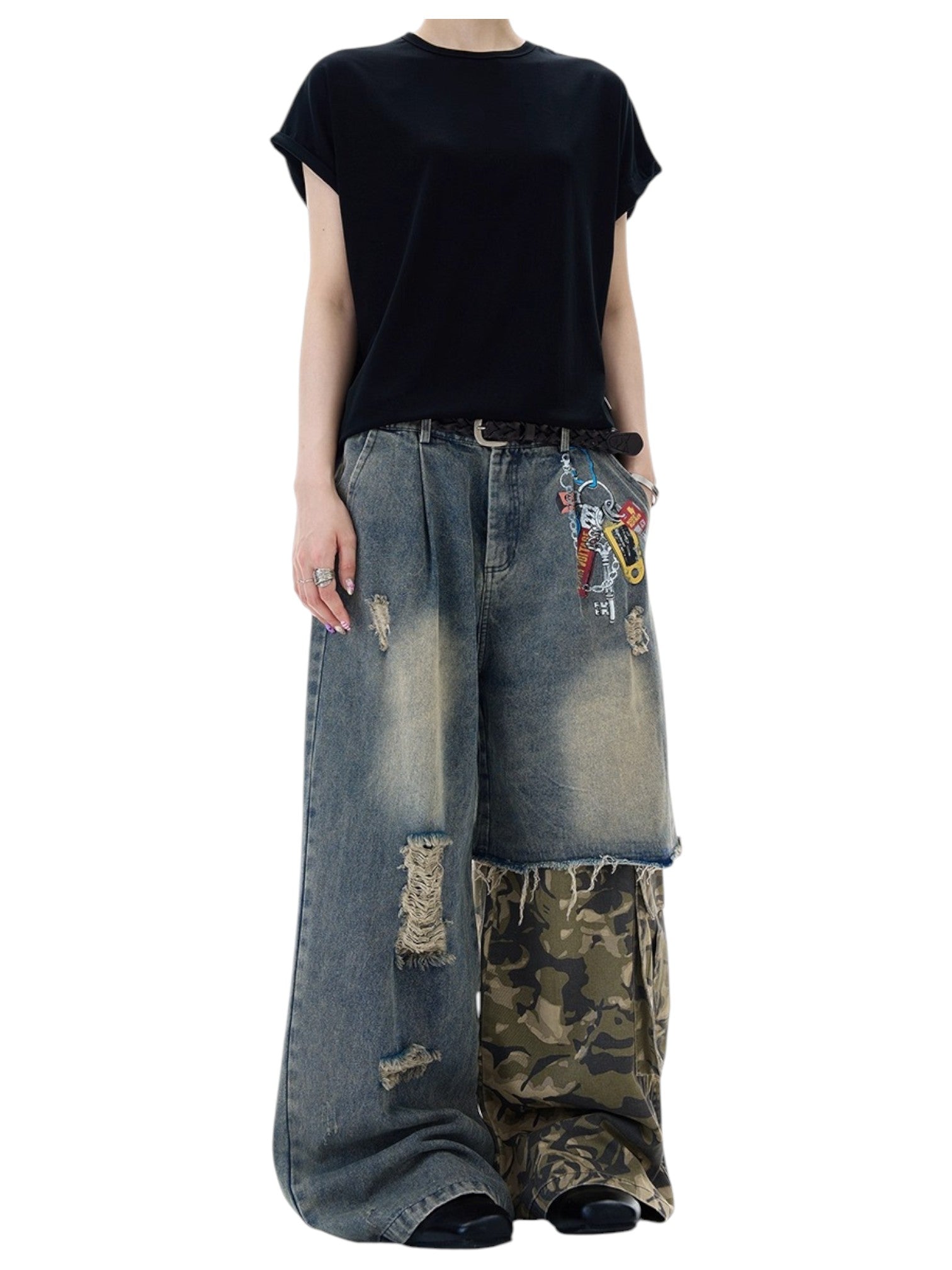 [MADWITCH] PATCHED CAMO DESTROYED JEANS B0310