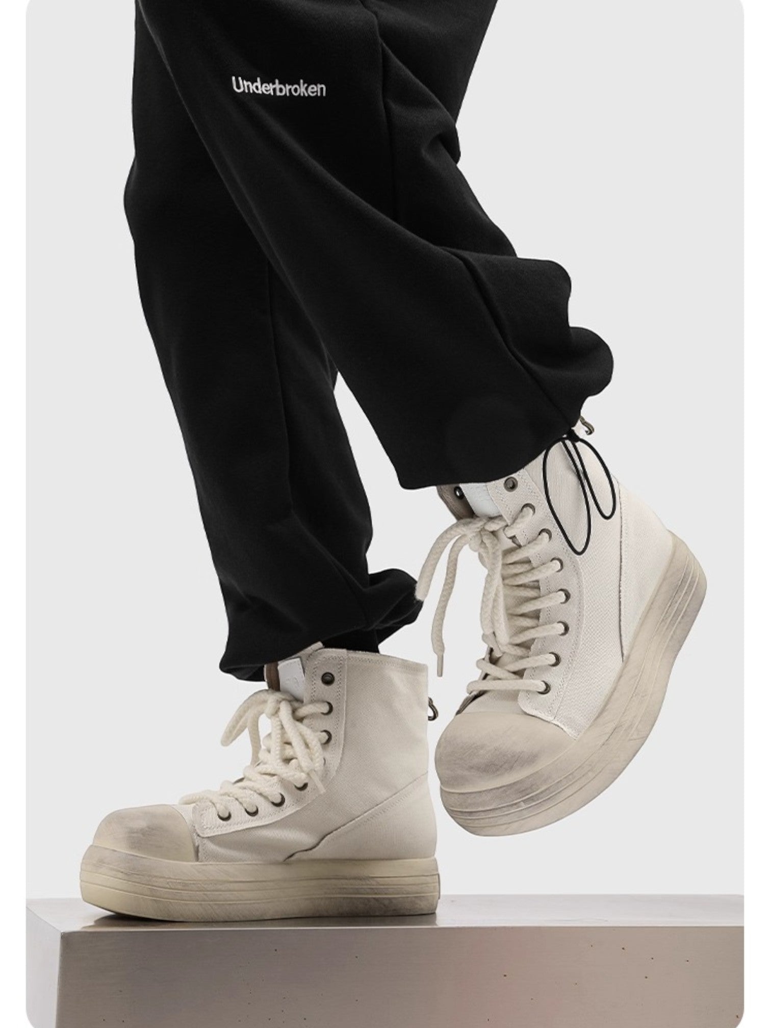 OVERSIZED TOE CANVAS SHOES S0054